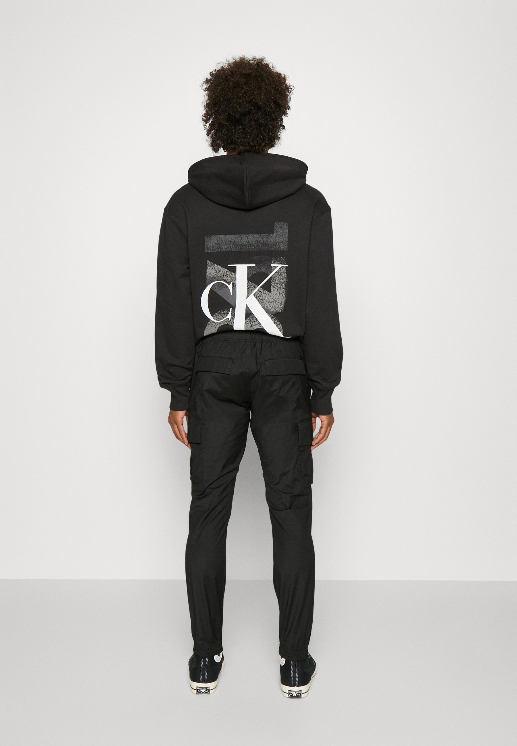 Calvin Klein Jeans cargobroek - zwart