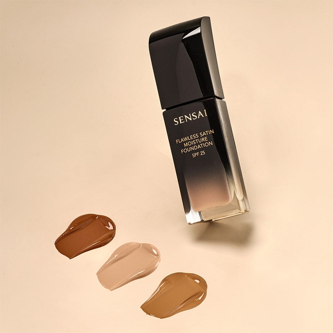 SENSAI Foundation Flawless Satin Moisture Foundation - 30 ml
