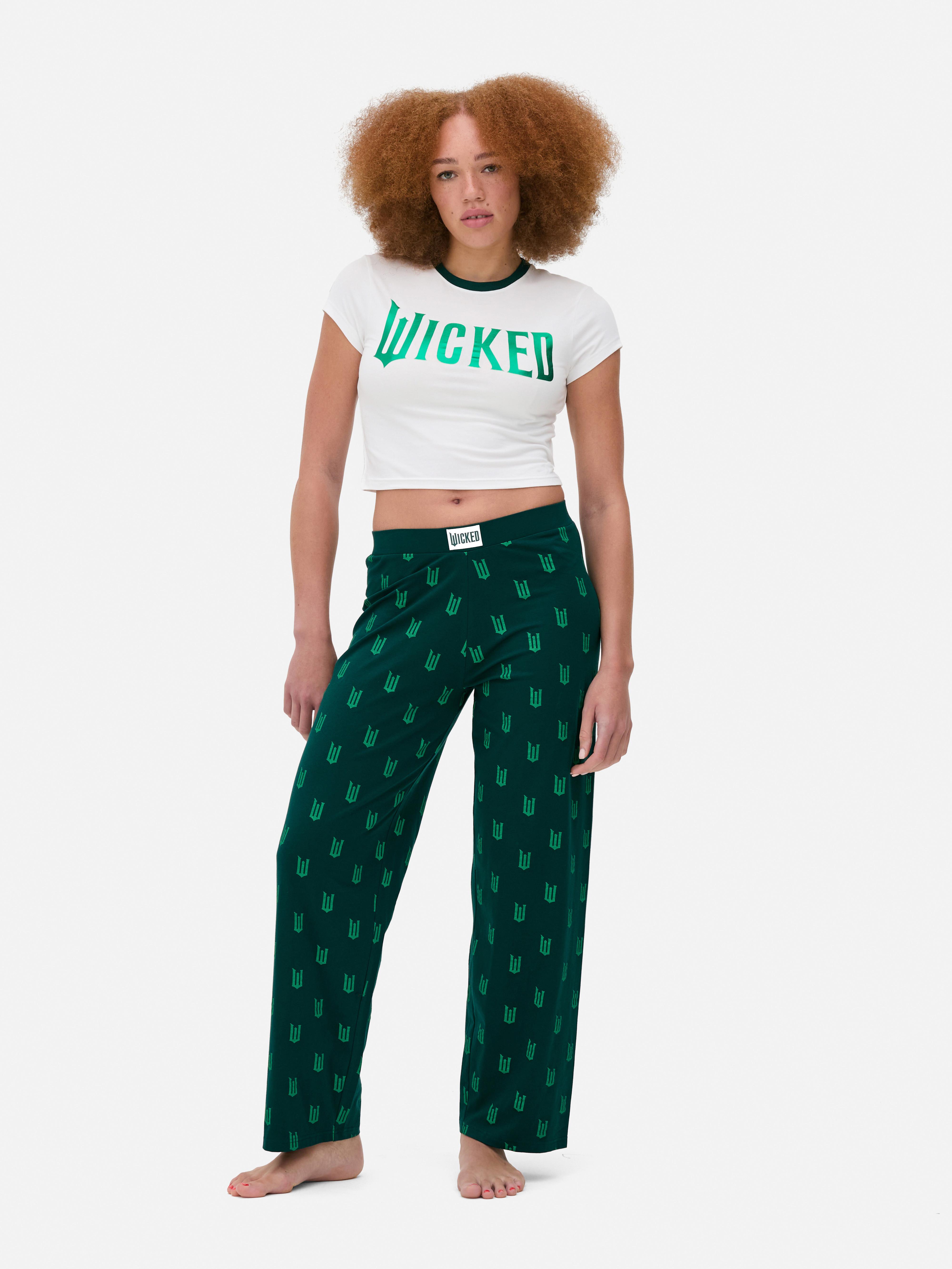 Κοντή πιτζάμα Wicked x Primark. Μια πιτζάμα που αποτελείται από ένα κοντομάνικο τοπ και σορτς.