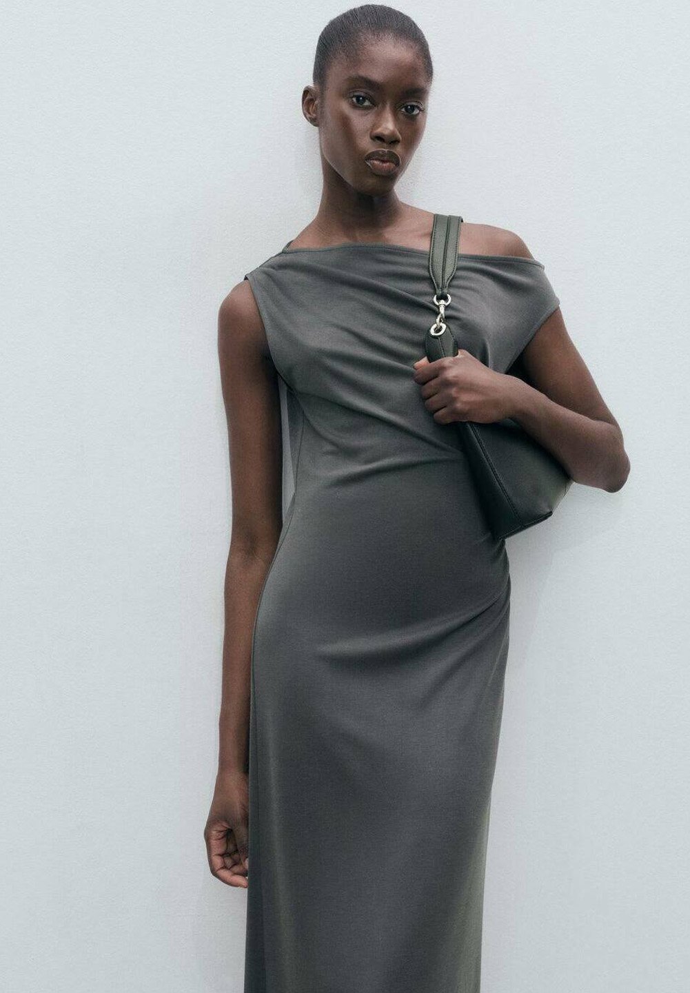 Mango ASYMMETRISCH - Maxi-jurk - antraciet