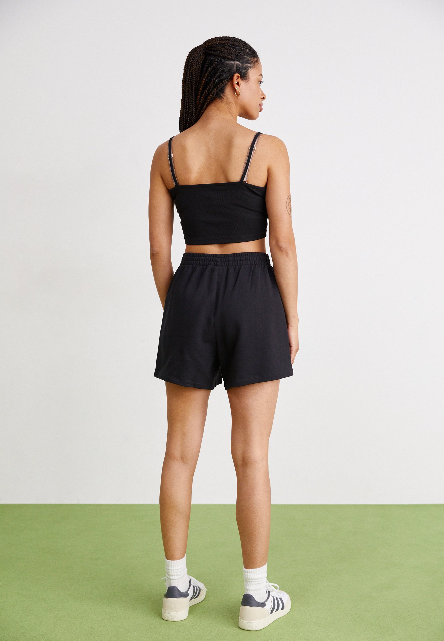 adidas Originals ESSENTIALS - Trainingsbroek - zwart