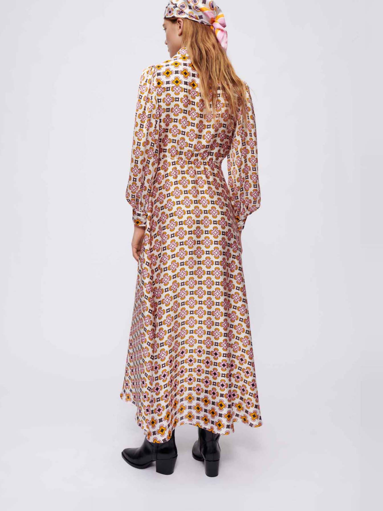 Rochie cămașă din satin imprimat - Tiles fond écru