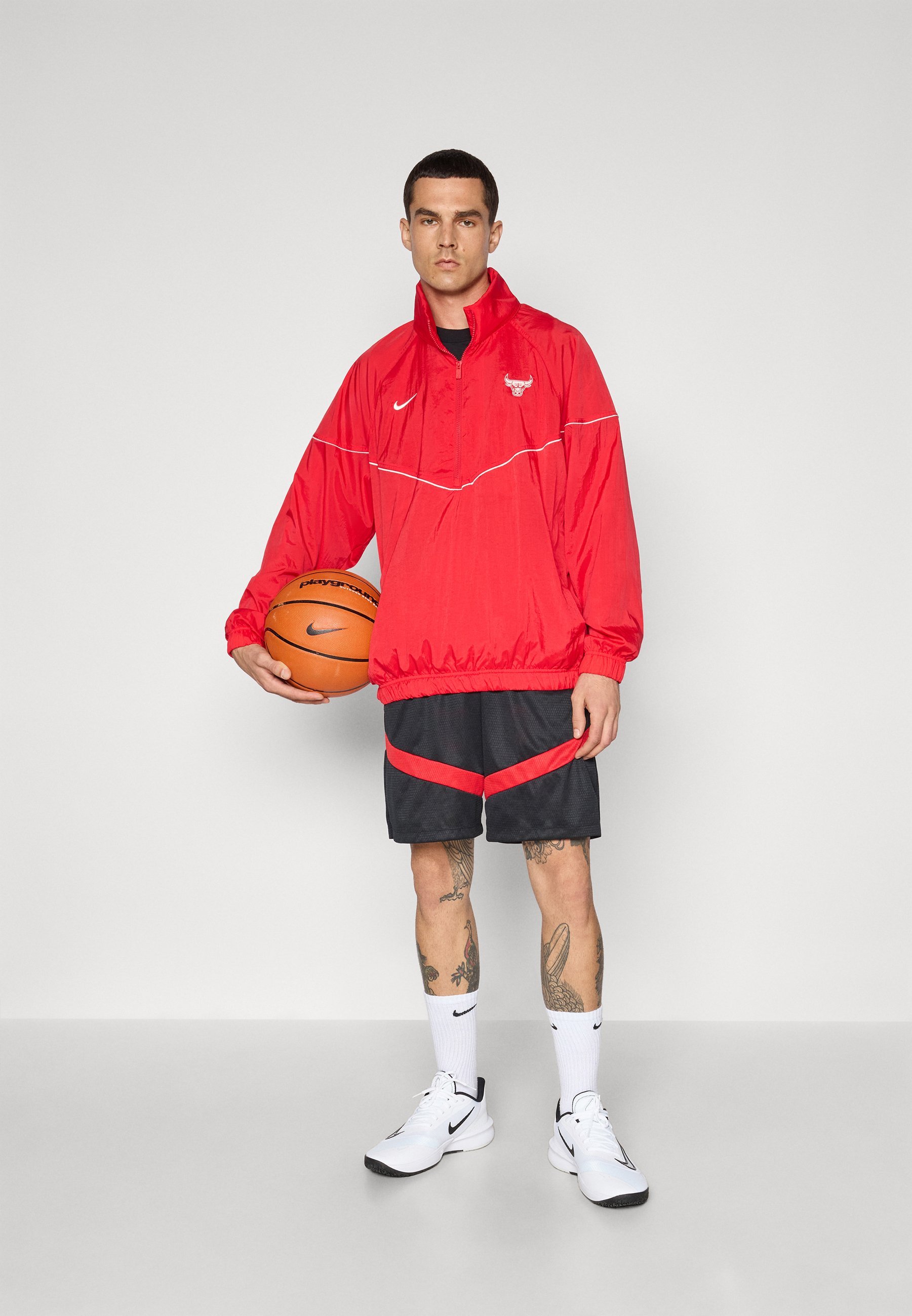 CHICAGO BULLS CLUB ANORAK - Tréninková bunda - black/white