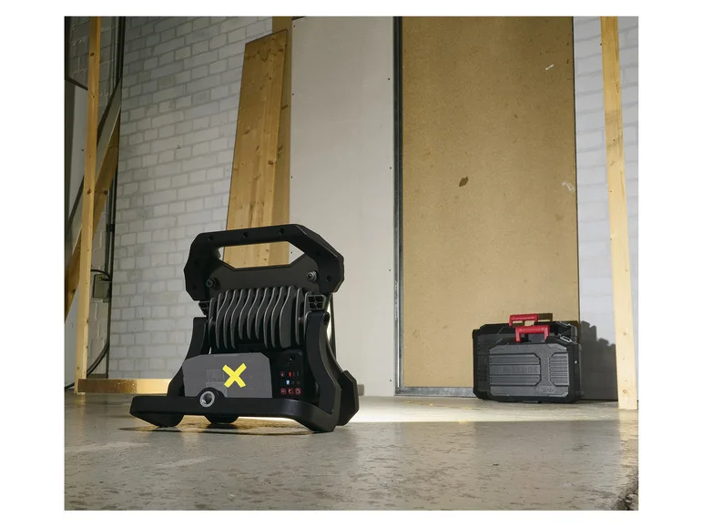 Ασύρματος προβολέας LED PARKSIDE PERFORMANCE® PPBSTA 20-Li A1, 20 V