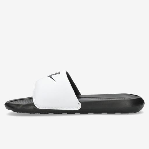 Nike Victor One