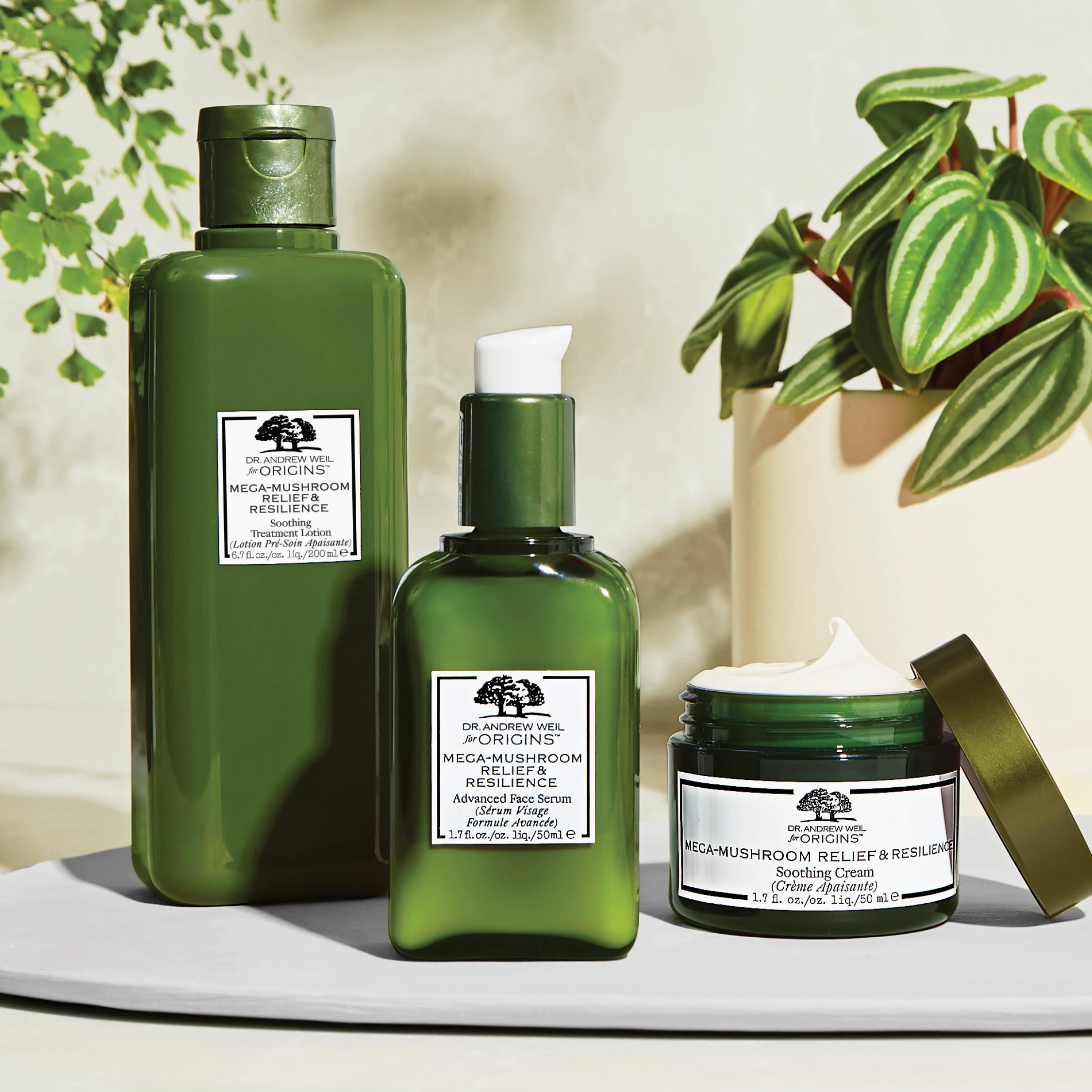 Cremă de față Dr. Weil Mega-Mushroom Skin Relief & Soothing 50 ml - Origins