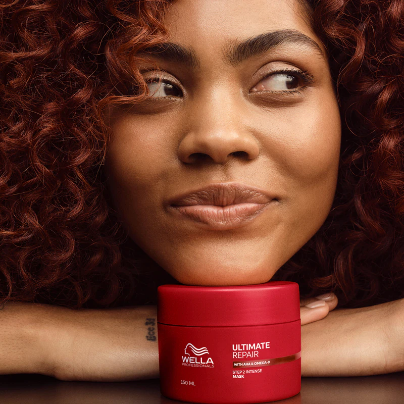 Wella Professionals Ultimate Repair Mask Intenzívne vyživujúca maska pre všetky typy vlasov