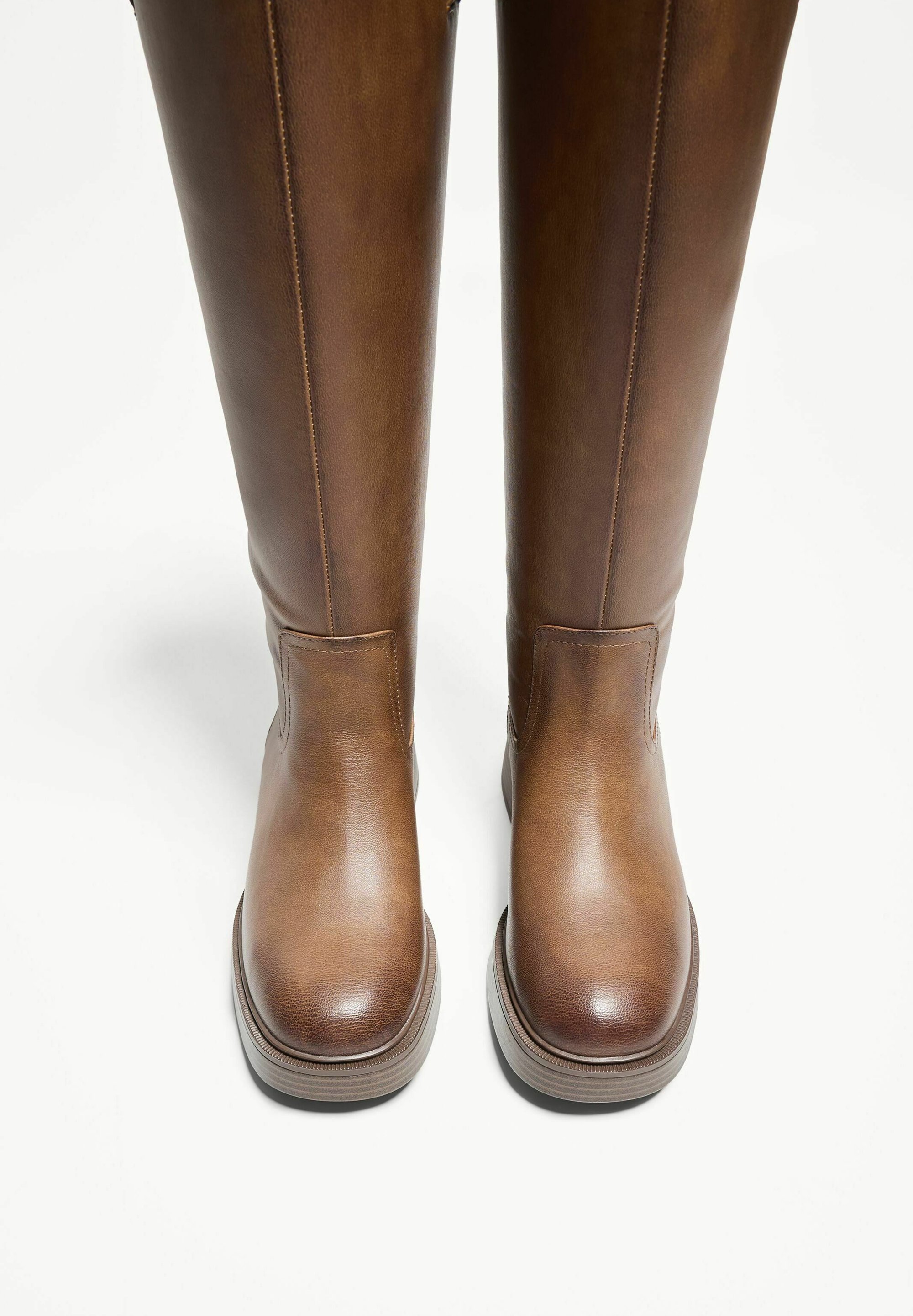 Bershka EQUESTRIAN-STYLE - Stivali con plateau - marroni