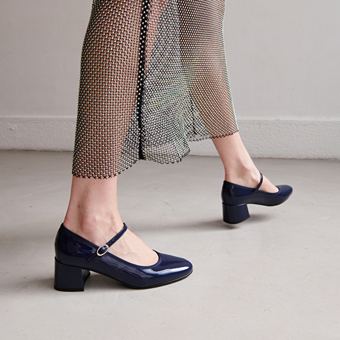Babies à talons  en cuir verni bleu