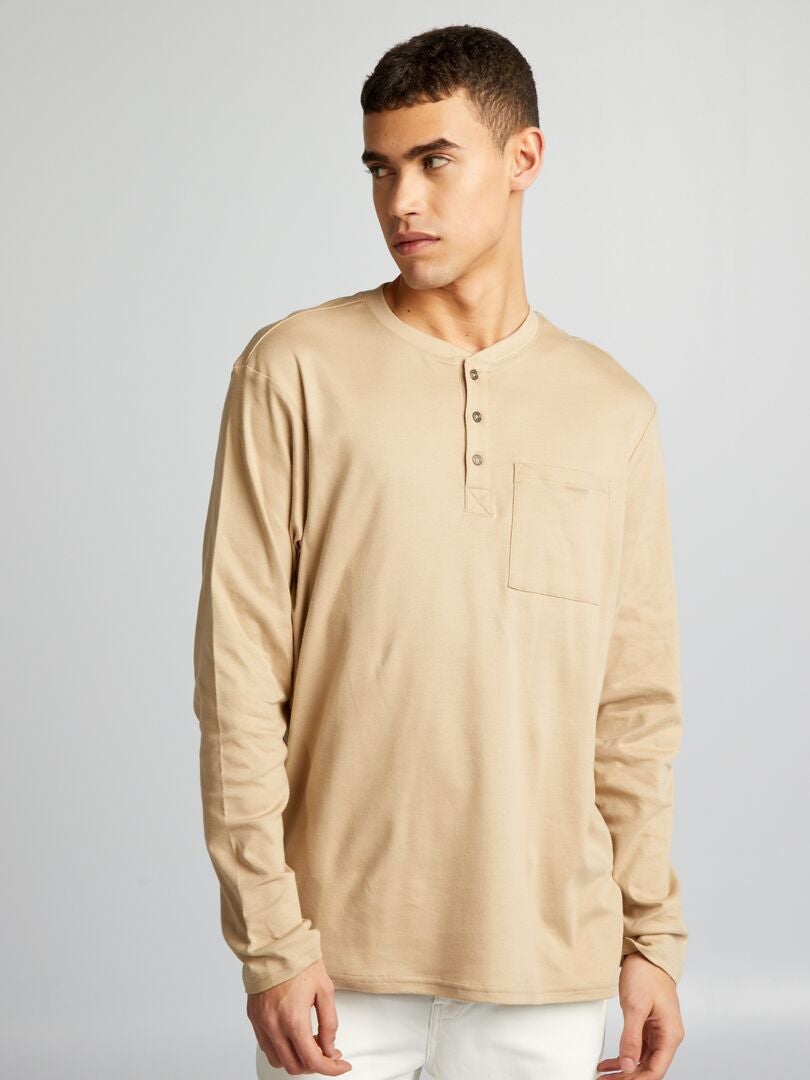 Camiseta con cuello Henley - BEIGE