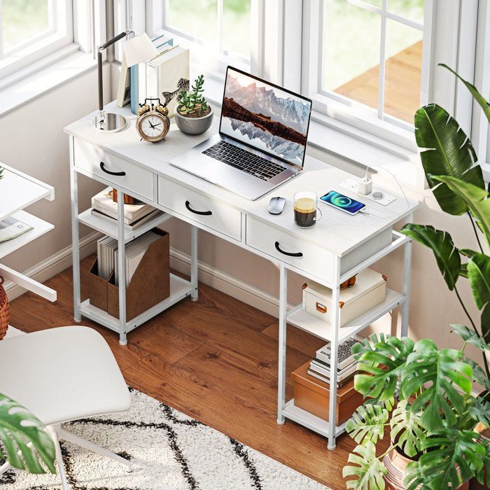 Desk with storage - HOMCOM - power outlets, 3 fabric drawers and 4 storage shelves - 120 x 40 x 76 cm - white