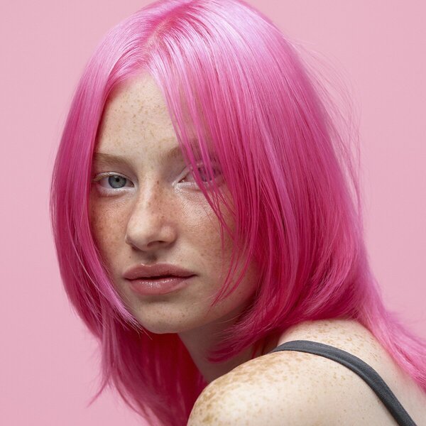 Bleach London Gobby Pink polopermanentná vegánska farba na vlasy 150 ml