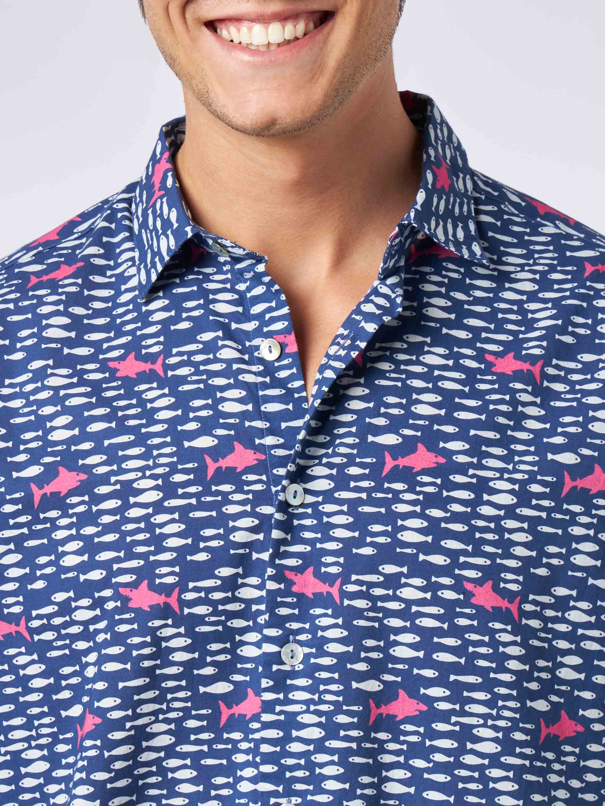 Camicia da uomo Sikelia in mussola di cotone con stampa di pesci e squ