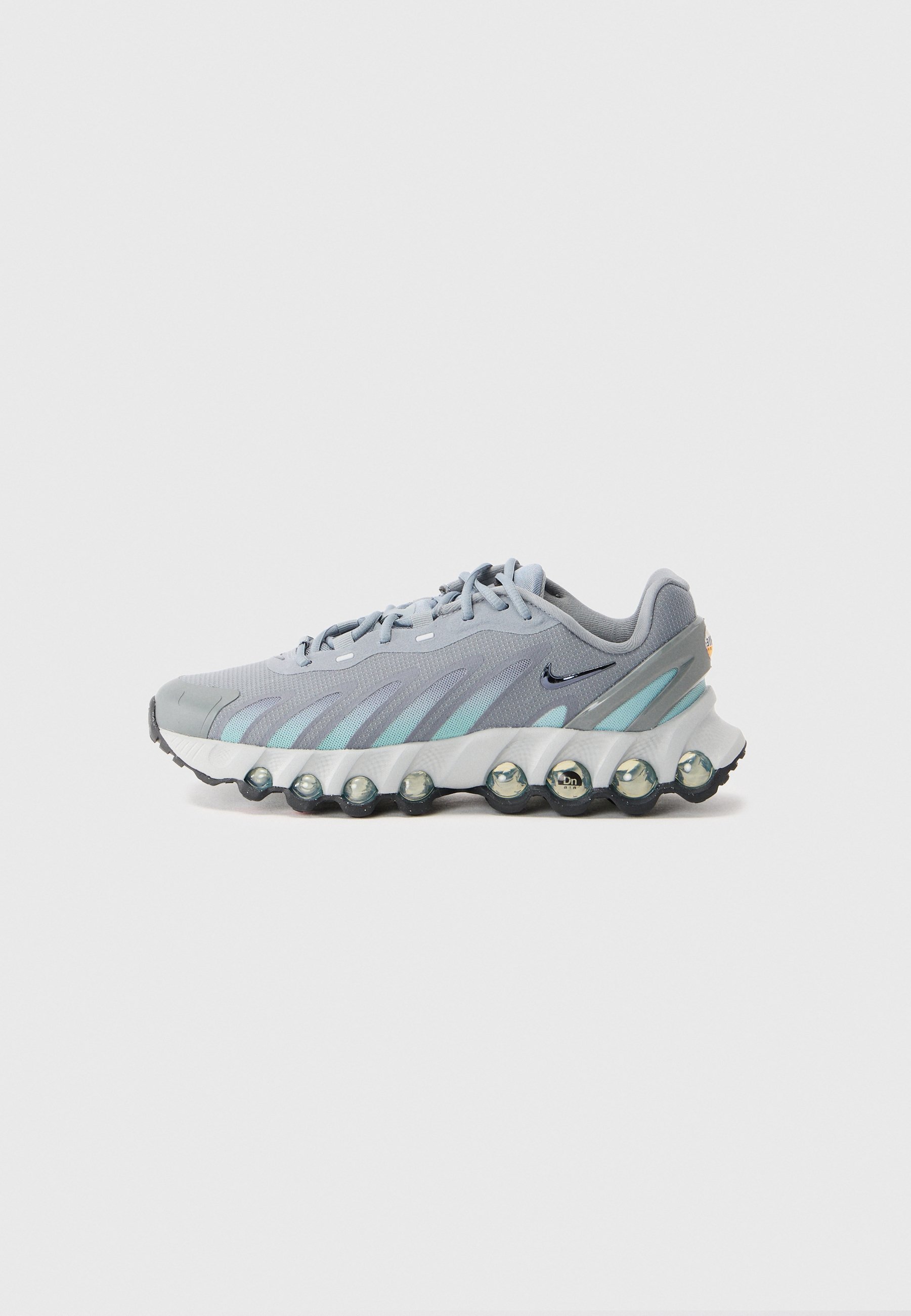 Nike Sportswear AIR MAX DN8 UNISEX - Sneakers - cool grey/black cannon/light smoke grey