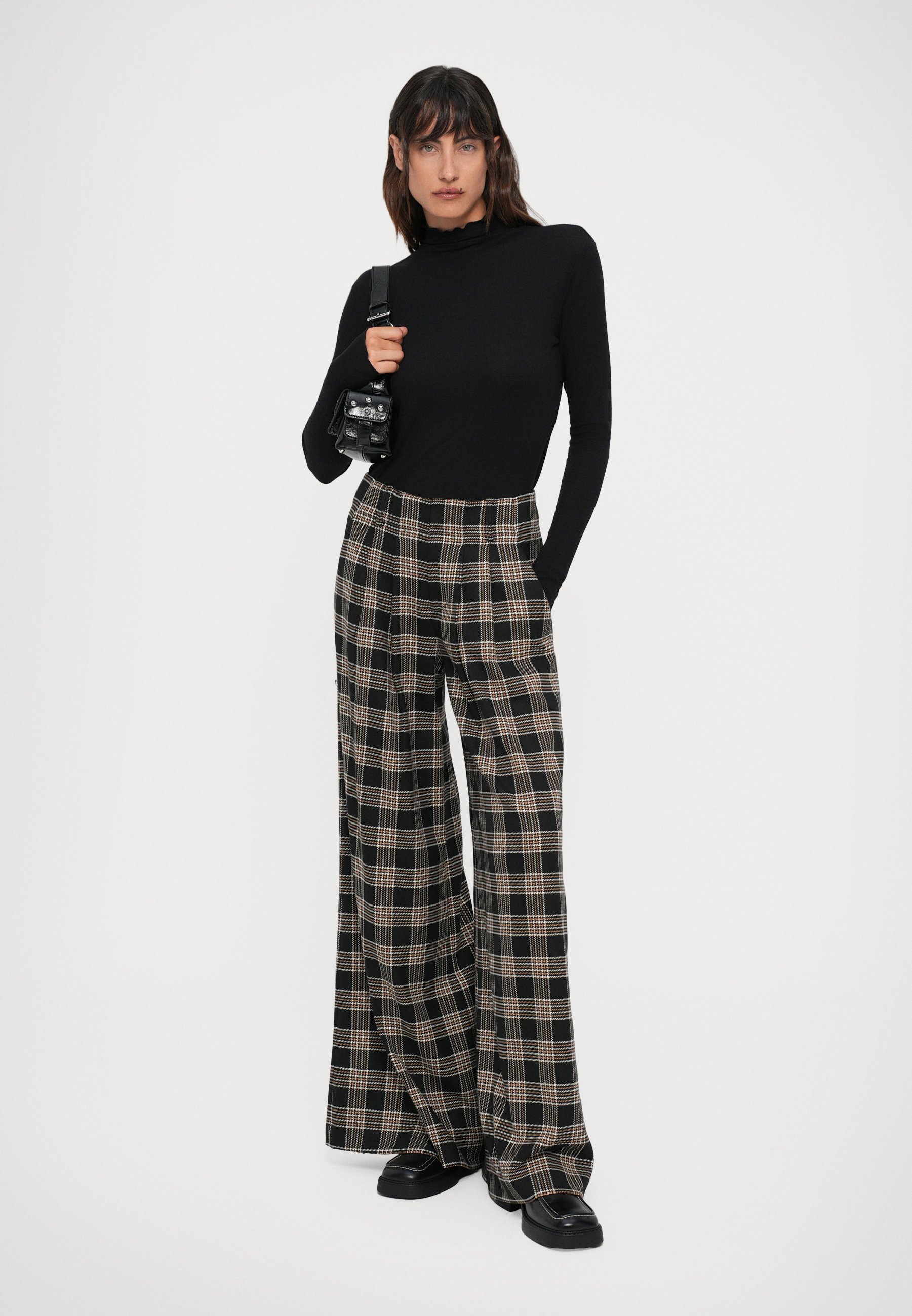 Alice + Olivia ELOISE WIDE LEG PANT - Broek - zwart