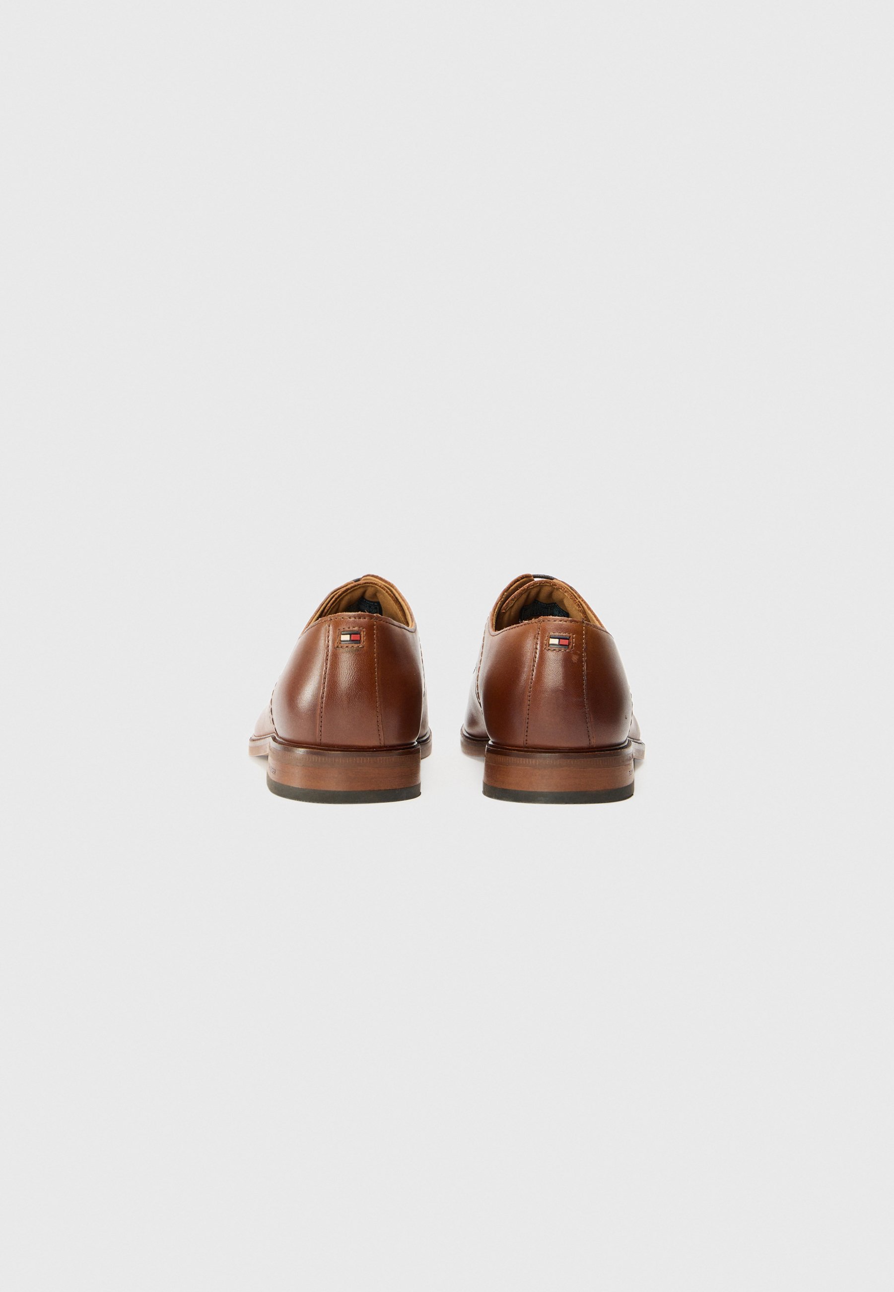 Tommy Hilfiger Smart Schnürschuhe – Wintercognac
