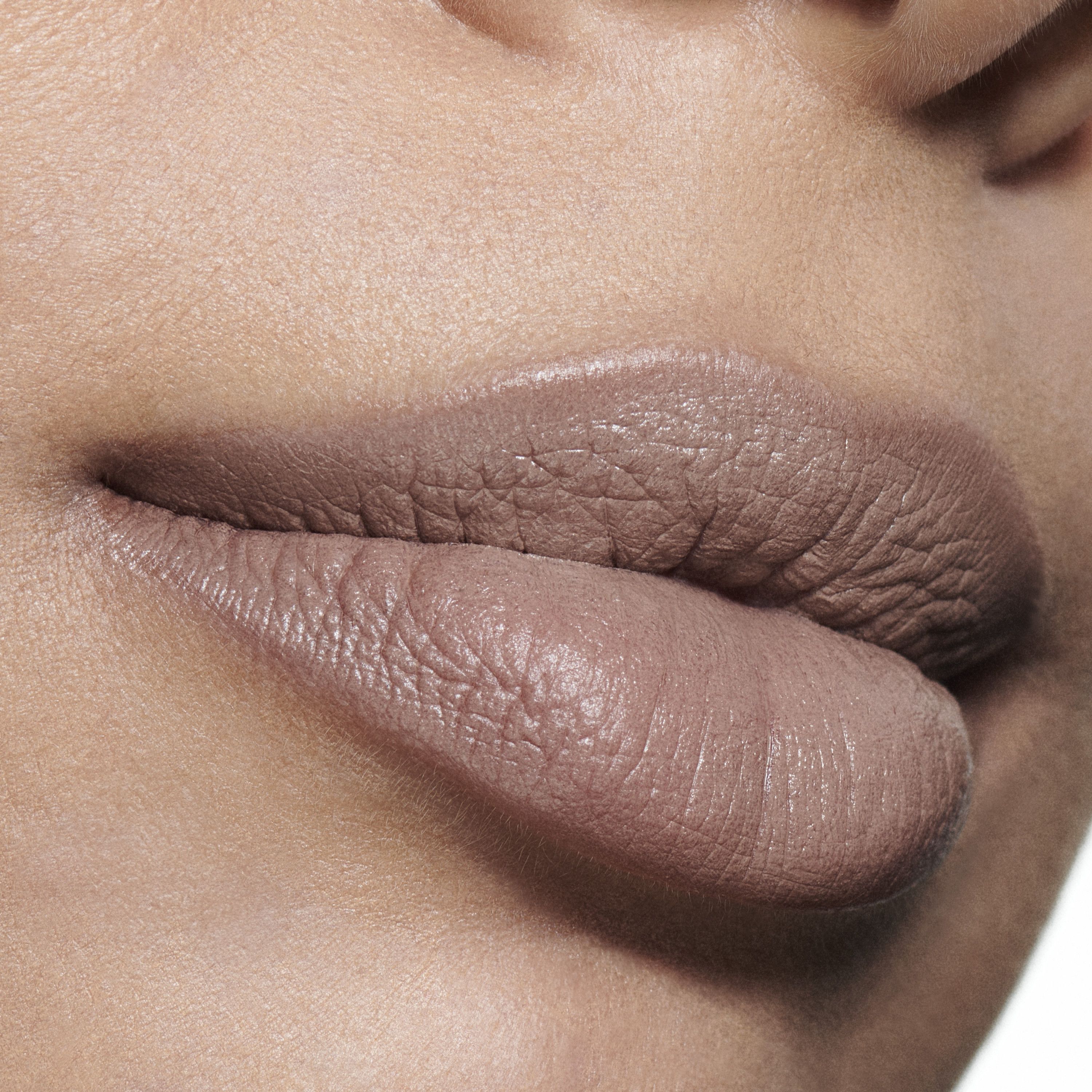 Macximal Silky Nude lūpu krāsa Luksusa lūpu krāsas
