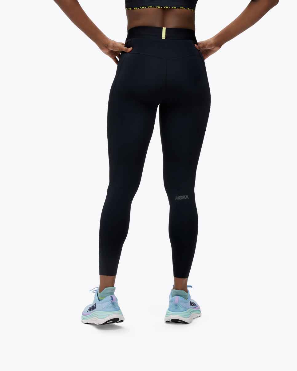 HOKA Novafly Run Tight 25-meter zwart