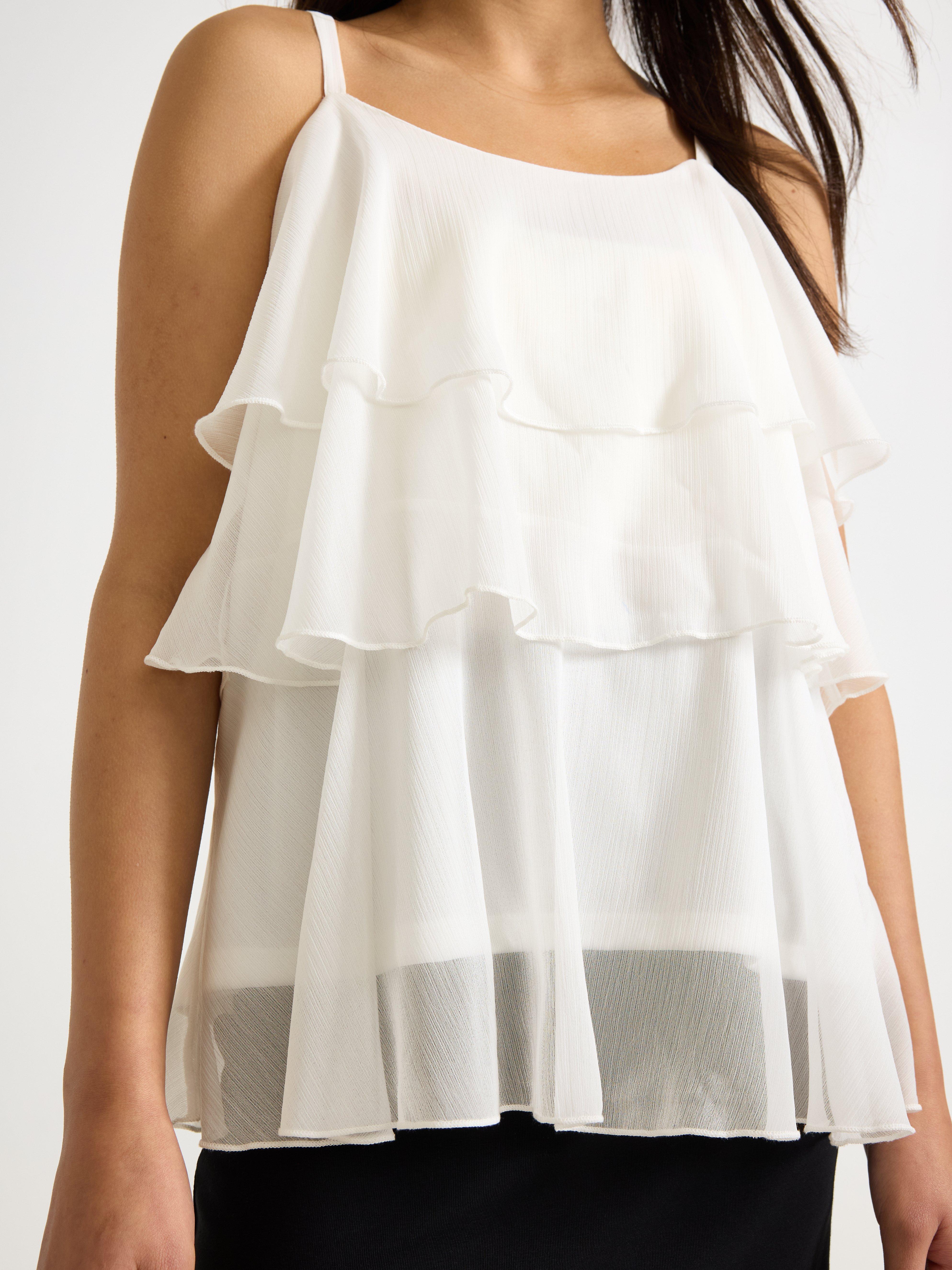 Blusa de tecido plano com babados, cor off-white.