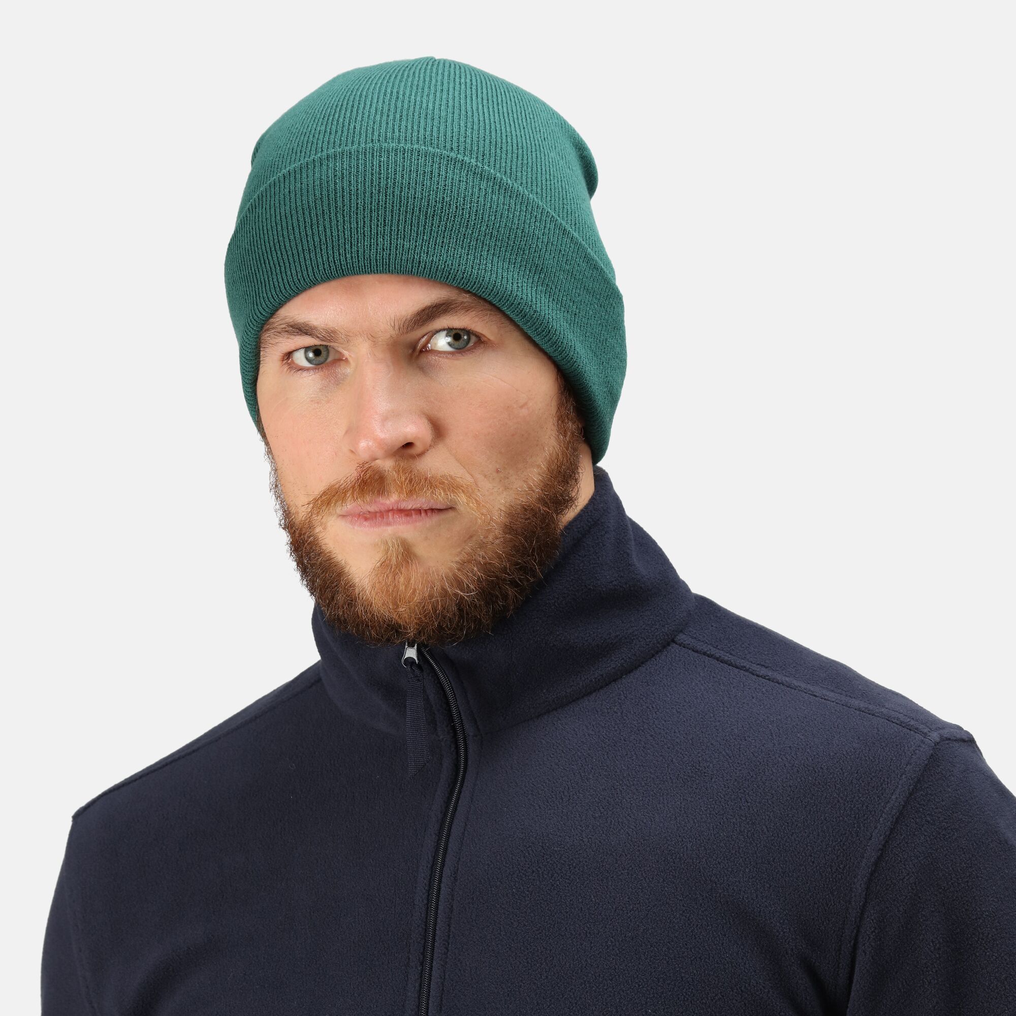 Gorro Con Vuelta Modelo Axton Adulto Regatta