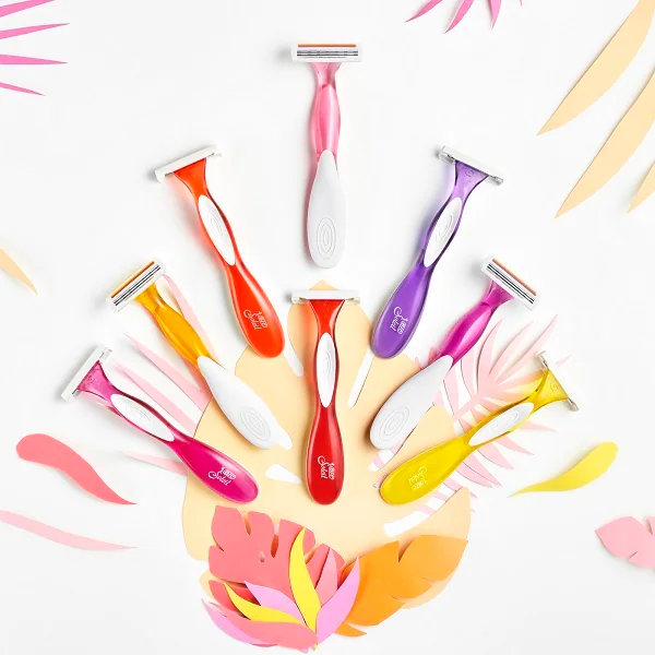 Jednorázový holicí strojek BIC Soleil Colour Collection se 3 břity, 8 ks