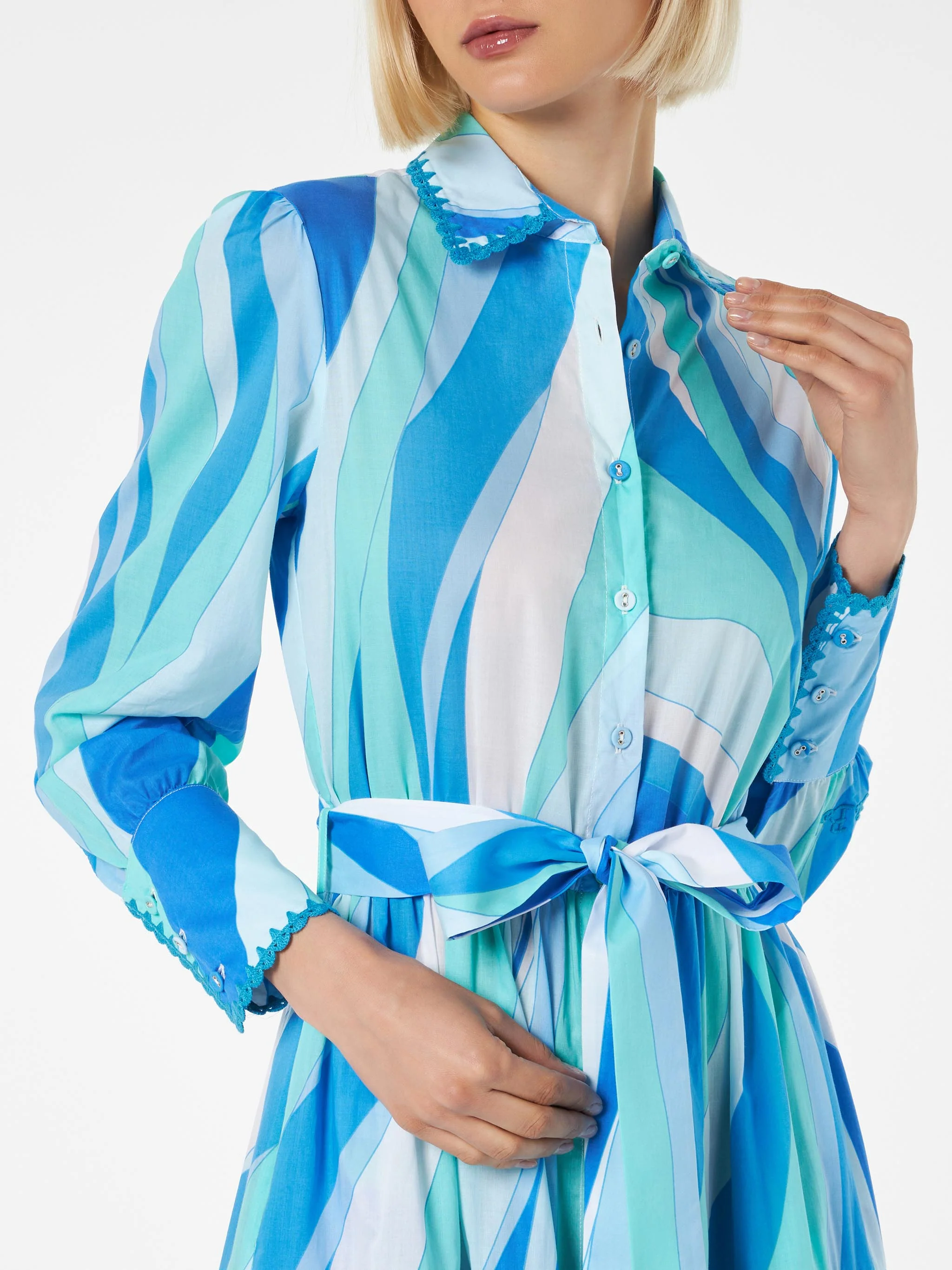 Lange damesjurk met golfprint