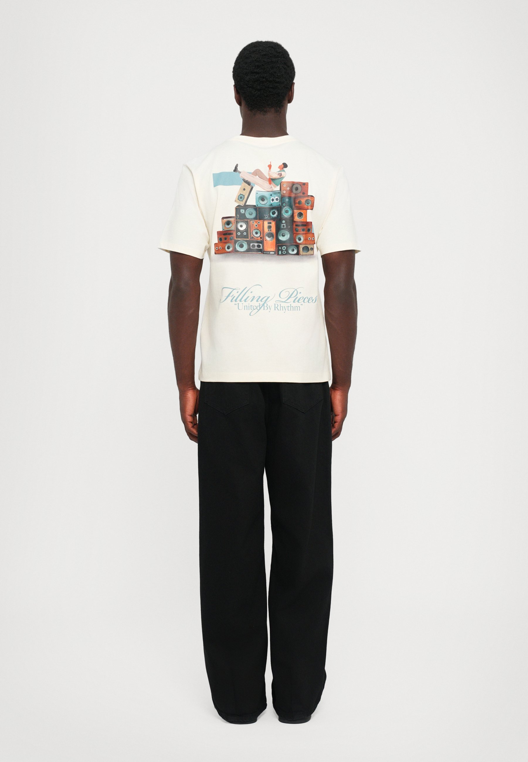 Filling Pieces ZVUČNIČKI ZID - Majica s printom - antikno bijela
