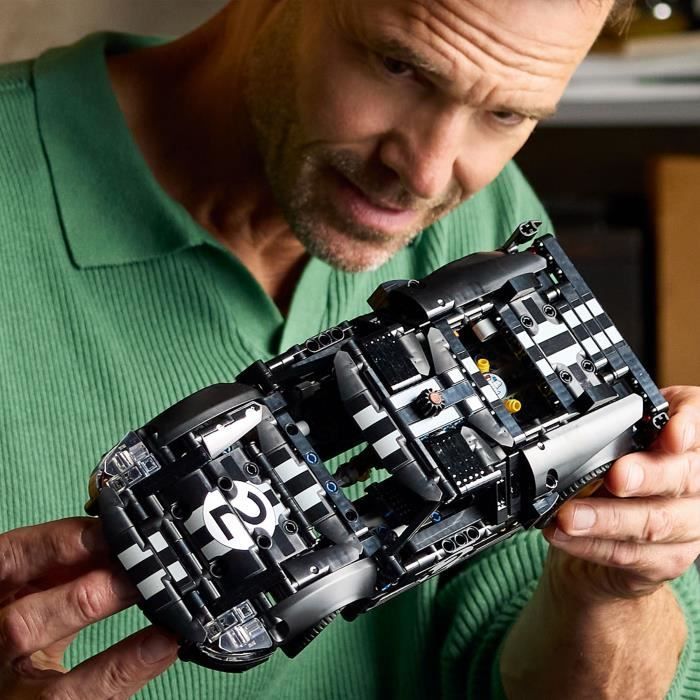 LEGO Technic 42223 La Voiture de Course 1966 Ford GT40 MKII - Set pour Adulte - Maquette