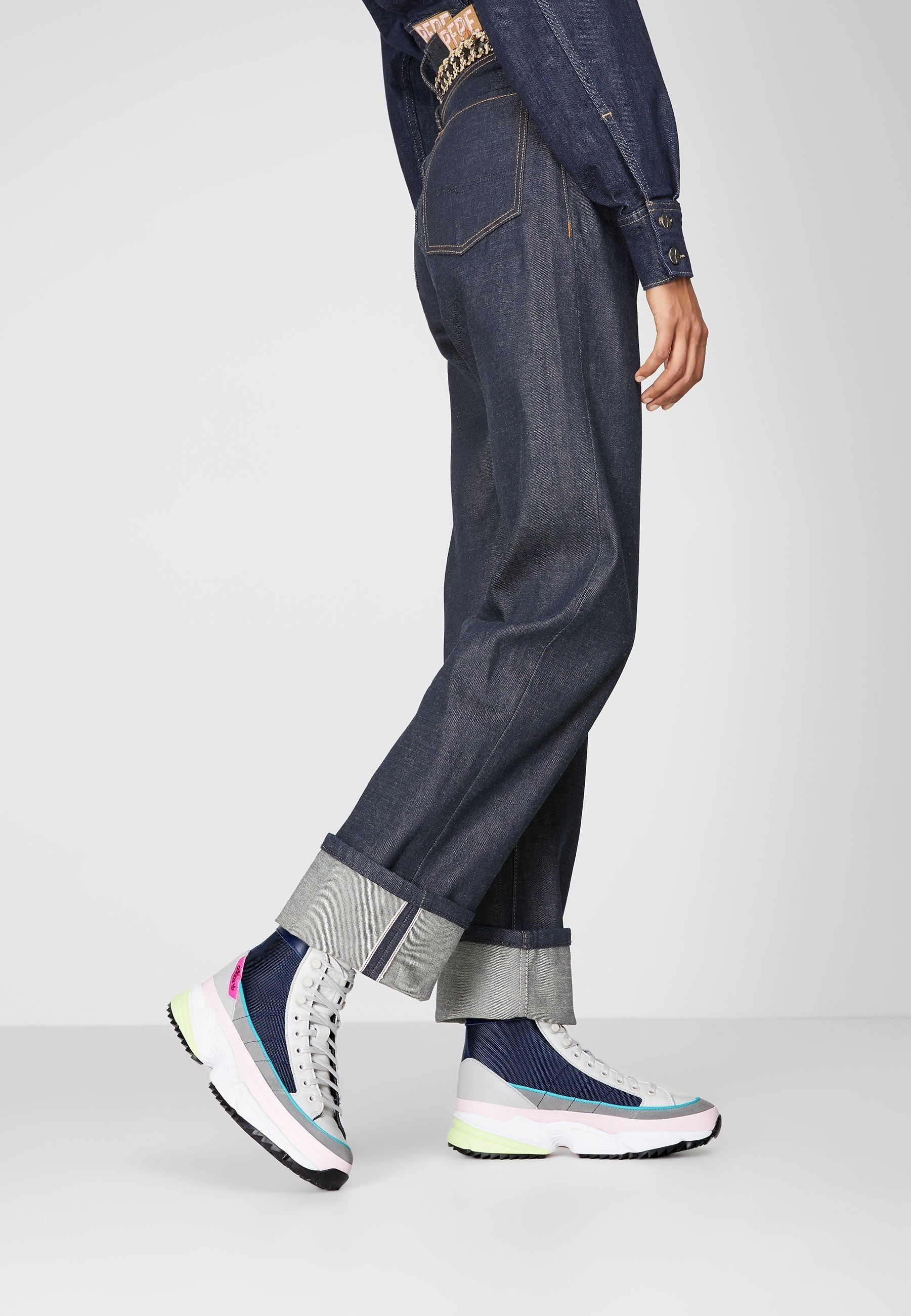 Tênis adidas Originals de cano alto - azul escuro