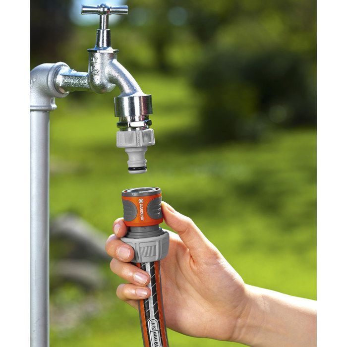 Conector rápido para manguera GARDENA - Apto para mangueras de 19 mm de diámetro - Fijación con un clic - Agarre potente