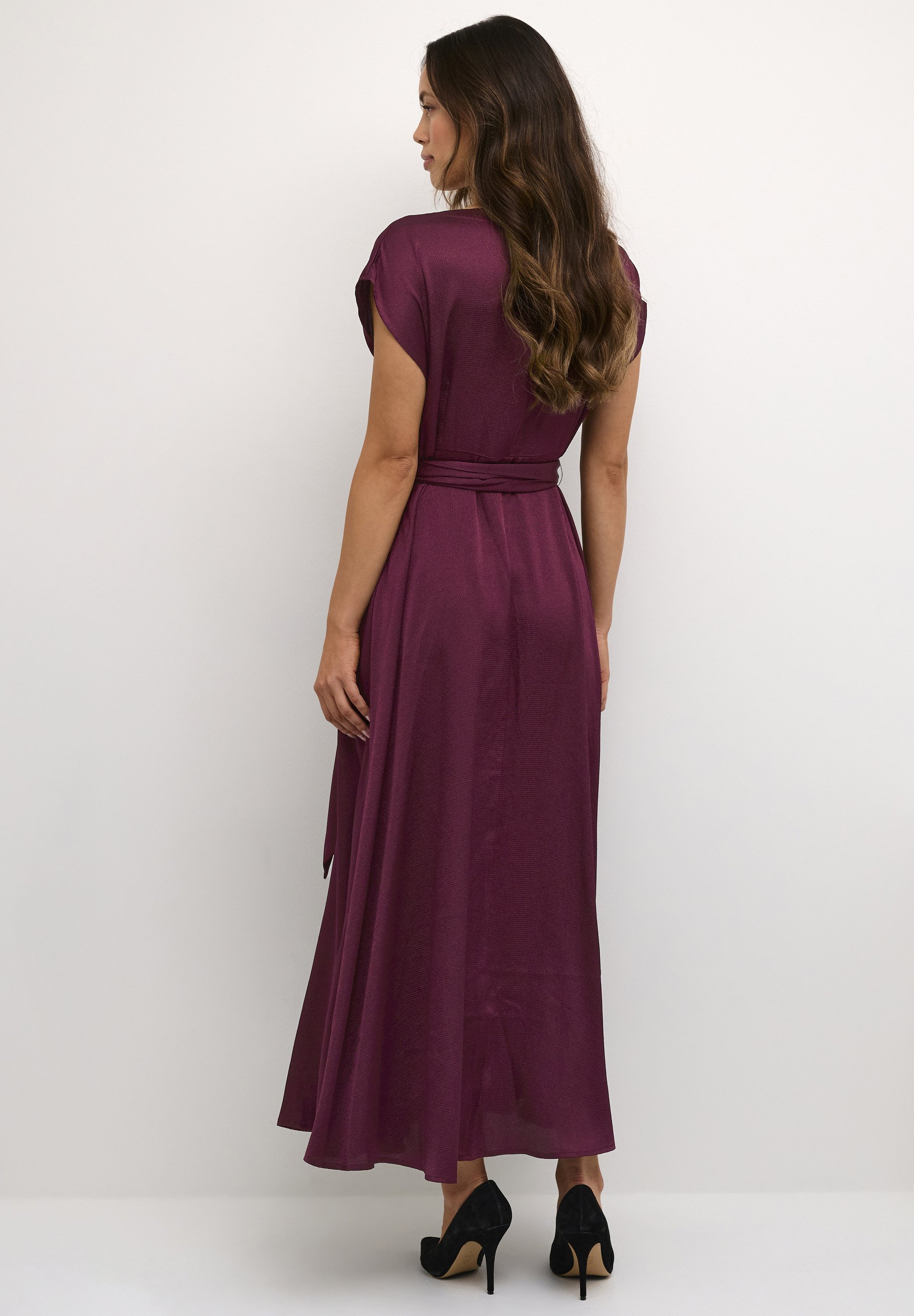 Robe crème LORETTA ZALLY FIT - Tenue de cérémonie - Dégustation de vins