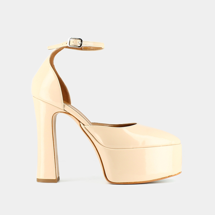 Babies à talons et plateformes  en vernis beige