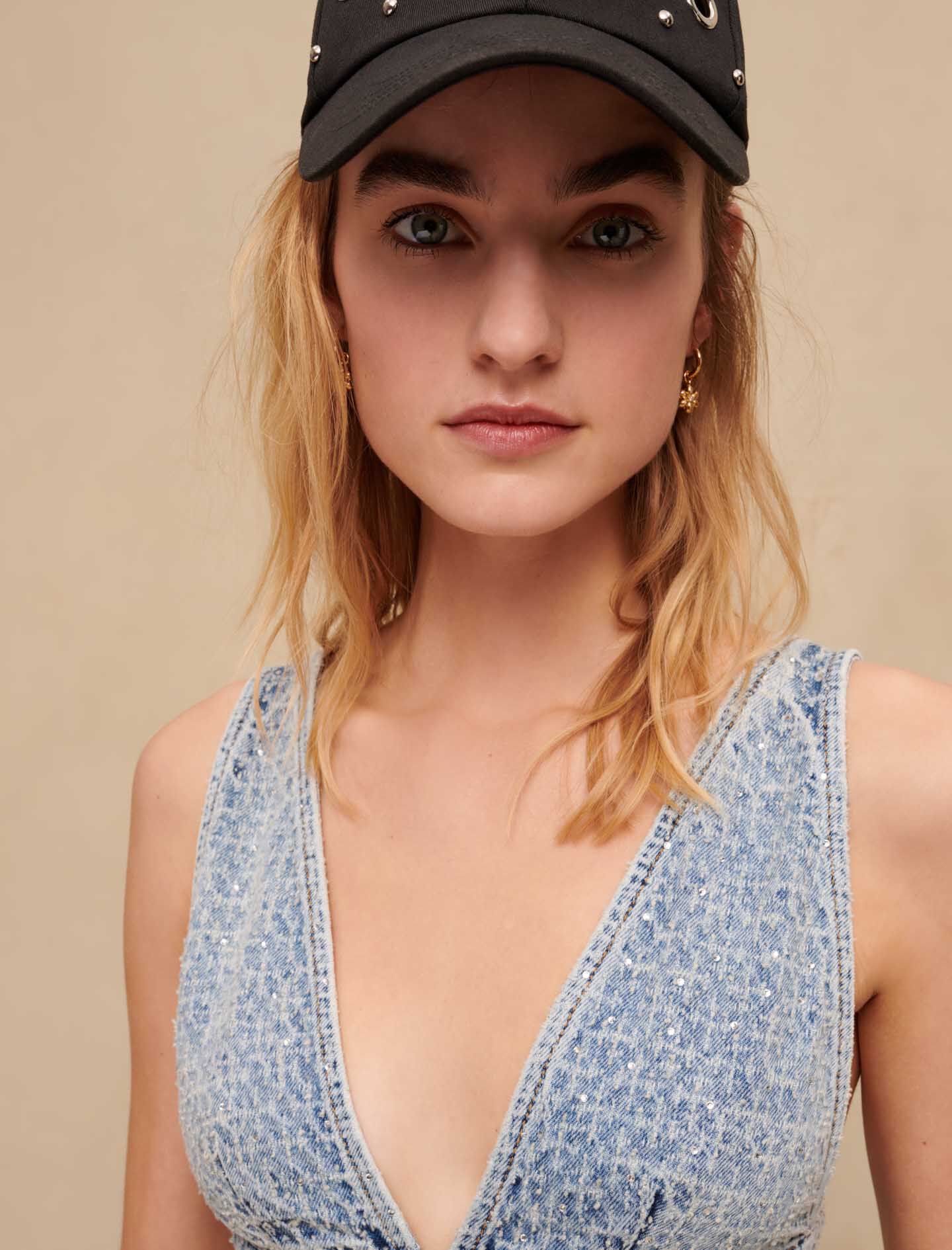 Top din denim cu strasuri - Albastru deschis