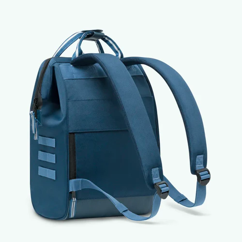 Cabaia Adventurer Medium Rucksack Bratislava marineblau