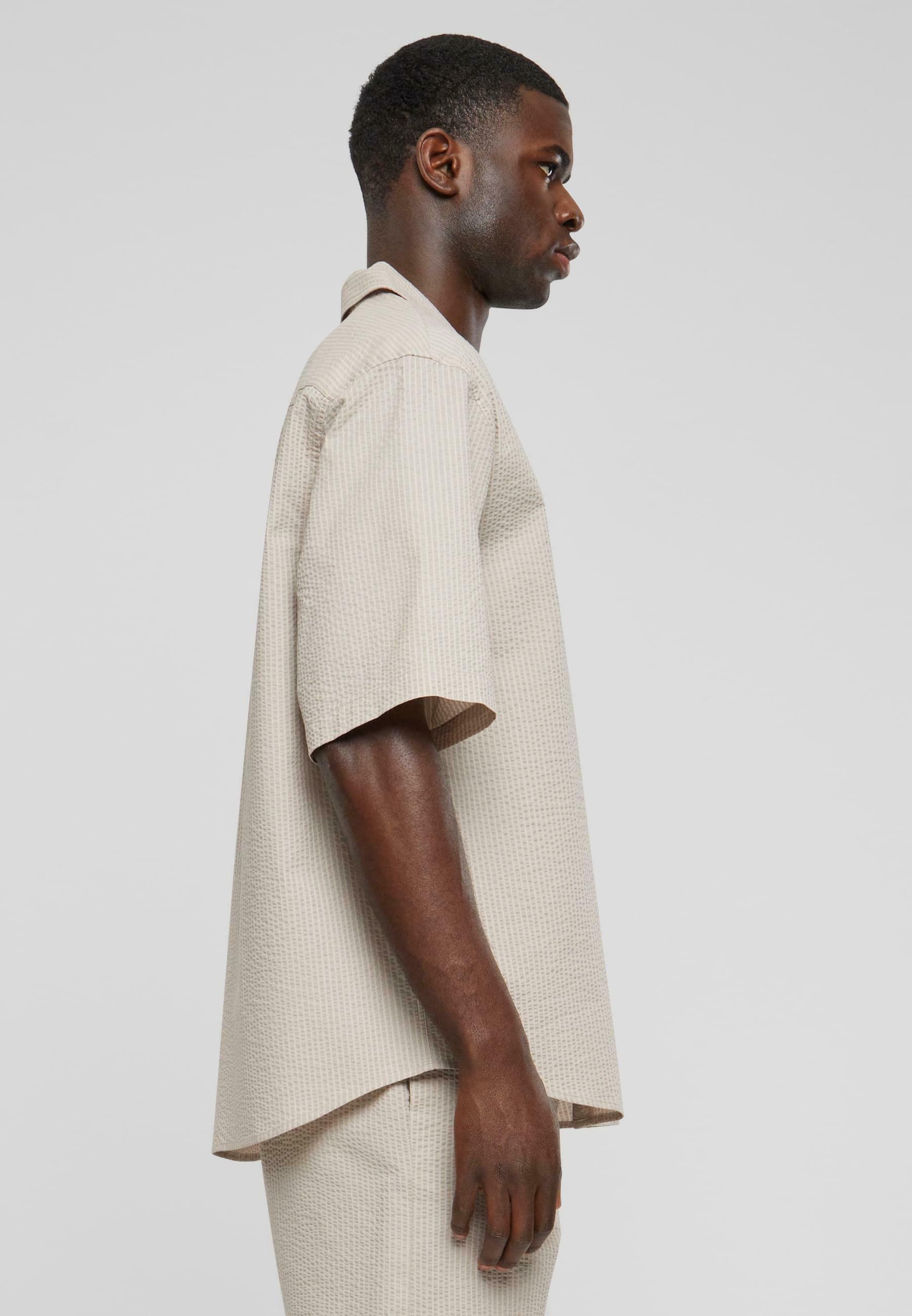 Camicia Urban Classics a maniche corte, modello rilassato - cloud