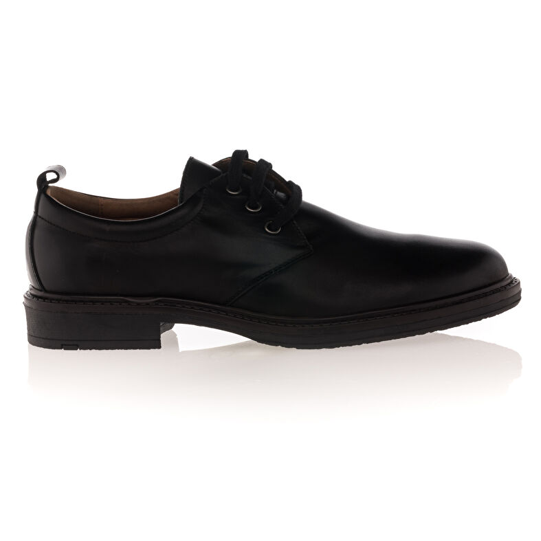 Zwarte nette herenschoenen