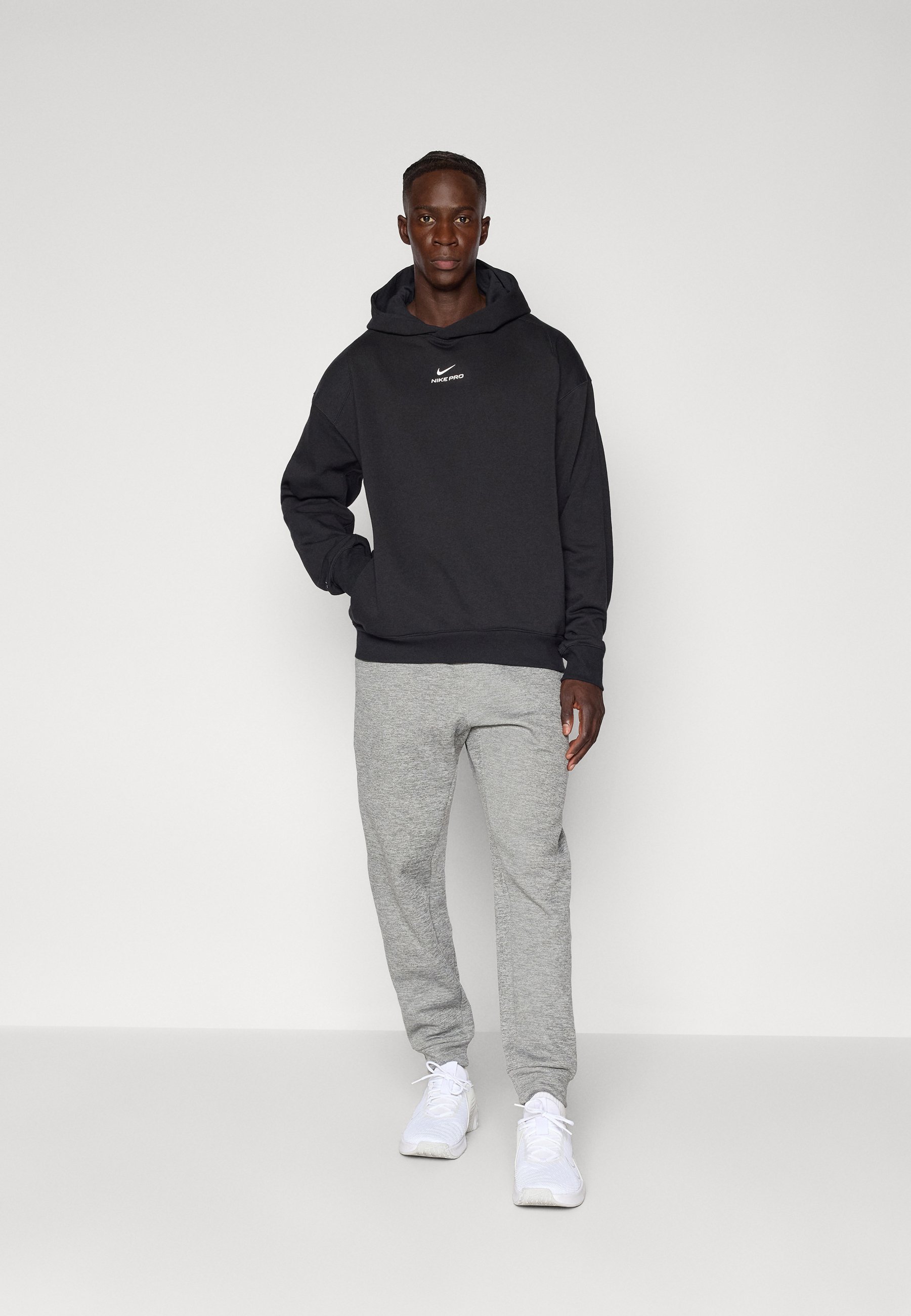 Nike Performance MIDLAYER HOODIE - Mikina s kapucí - black/white