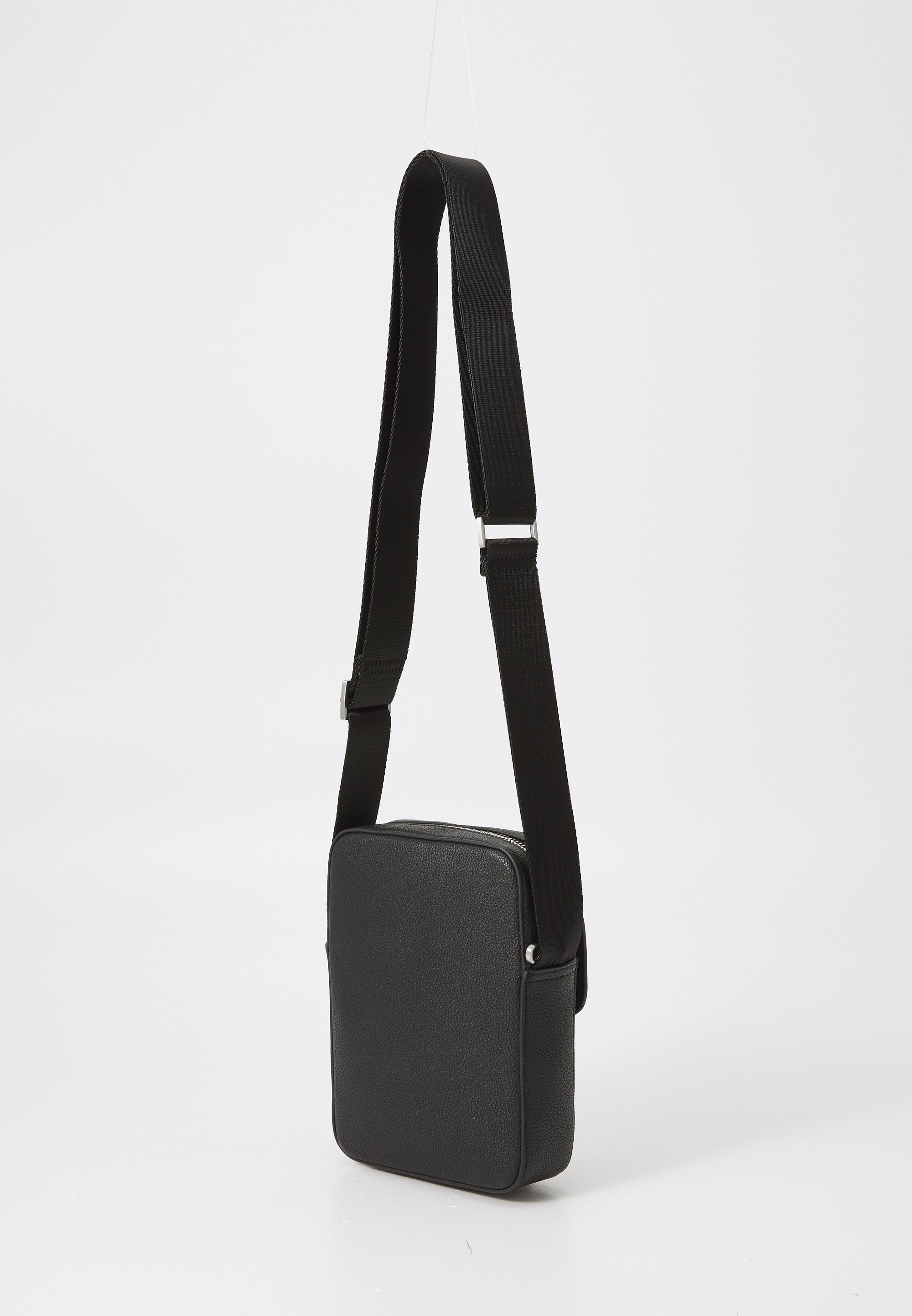Lacoste CROSSOVER TAS - Crossbodytas - zwart