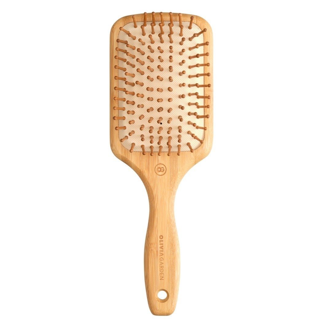 Drevená kefa Olivia Garden BAMBOO TOUCH na rozčesávanie a masáž s veľkou hlavicou - 1 kus.