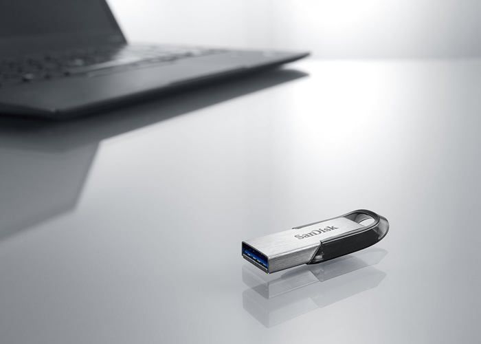 Clé USB - SANDISK Ultra Flair 256 Go - USB 3.0  vitesses allant jusqu'à 150 Mo/s Protection par mot de passe 100% d'original
