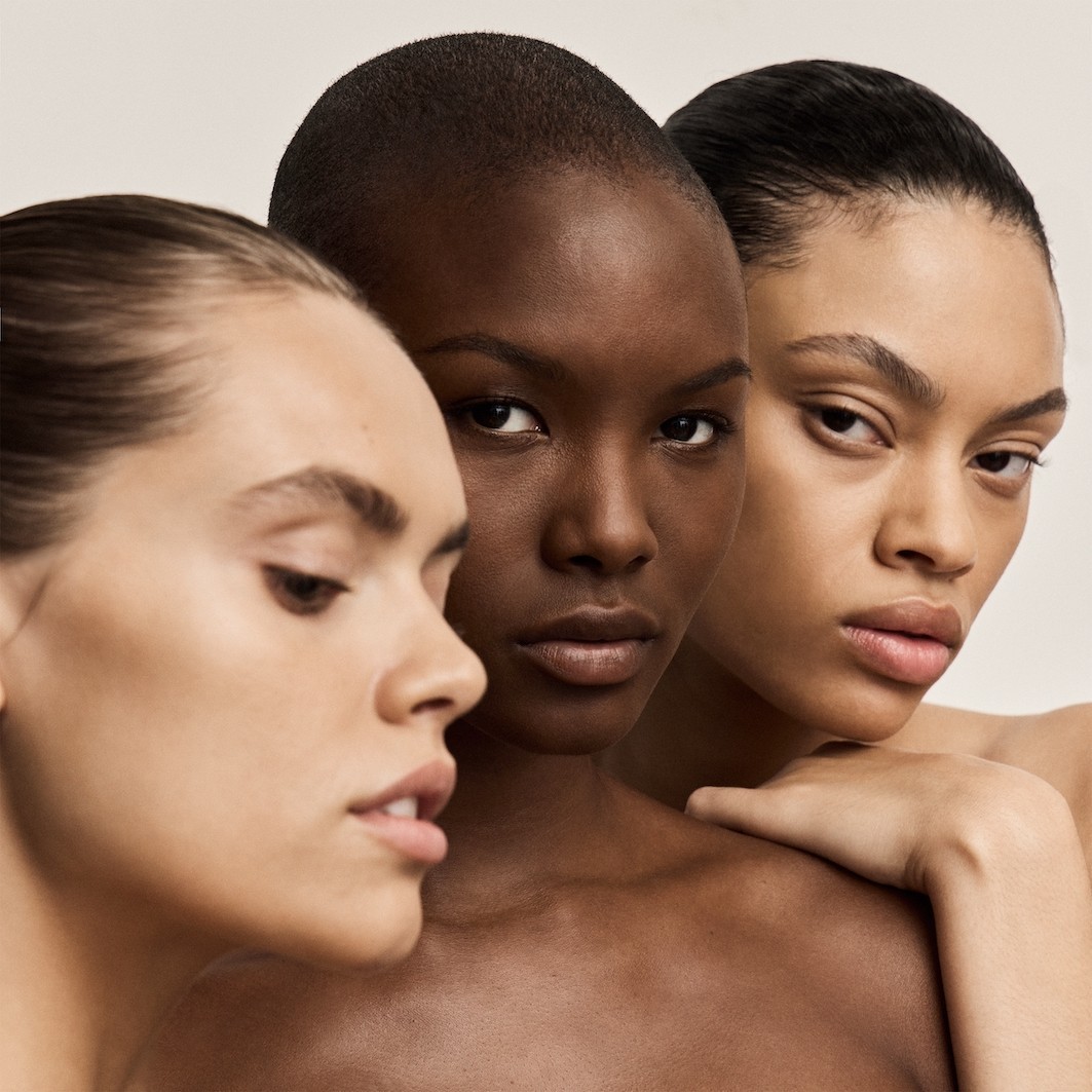 KYLIE COSMETICS Natural Blur Powder