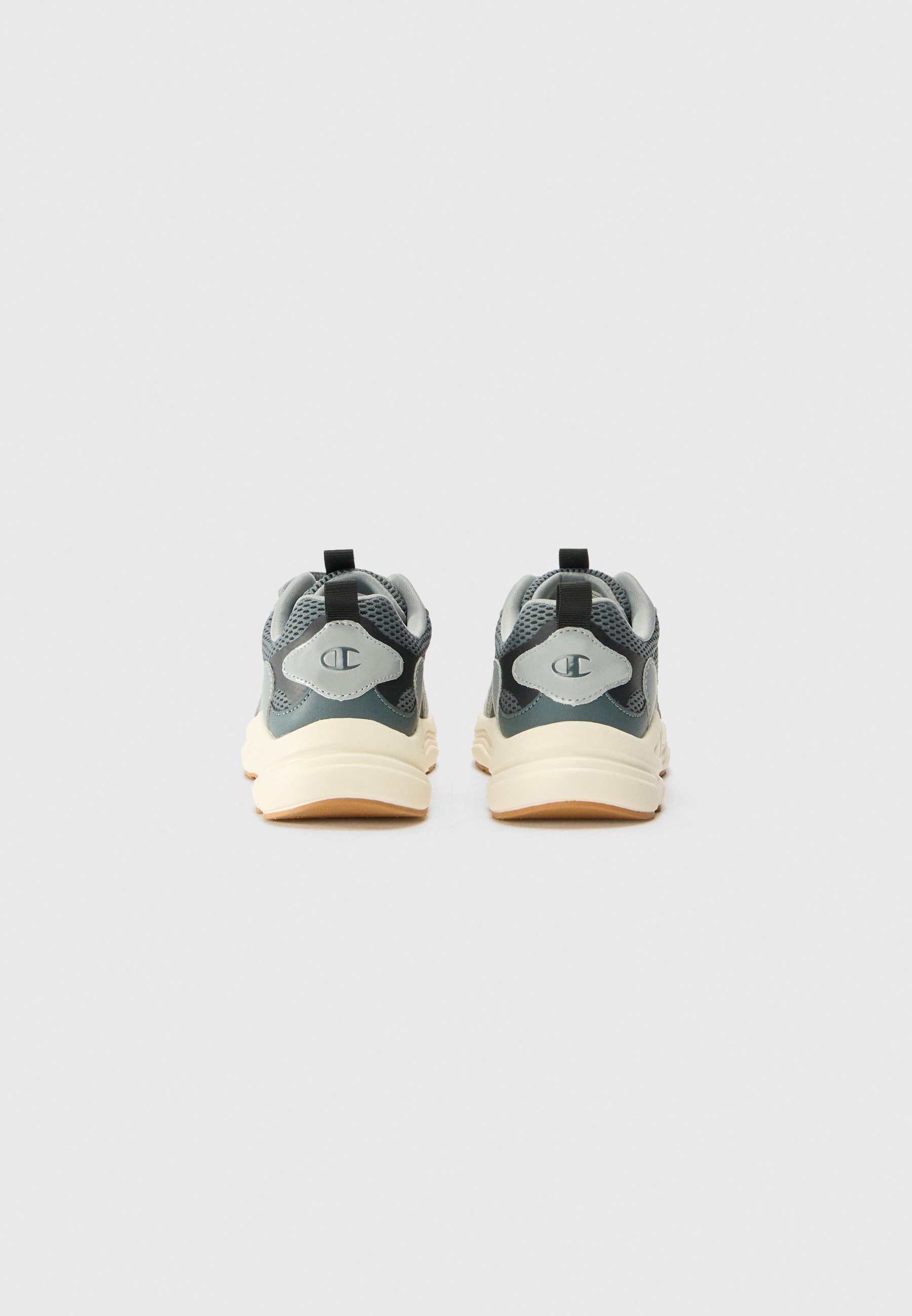 Champion Countess Evolve - Treeningjalatsid - hall