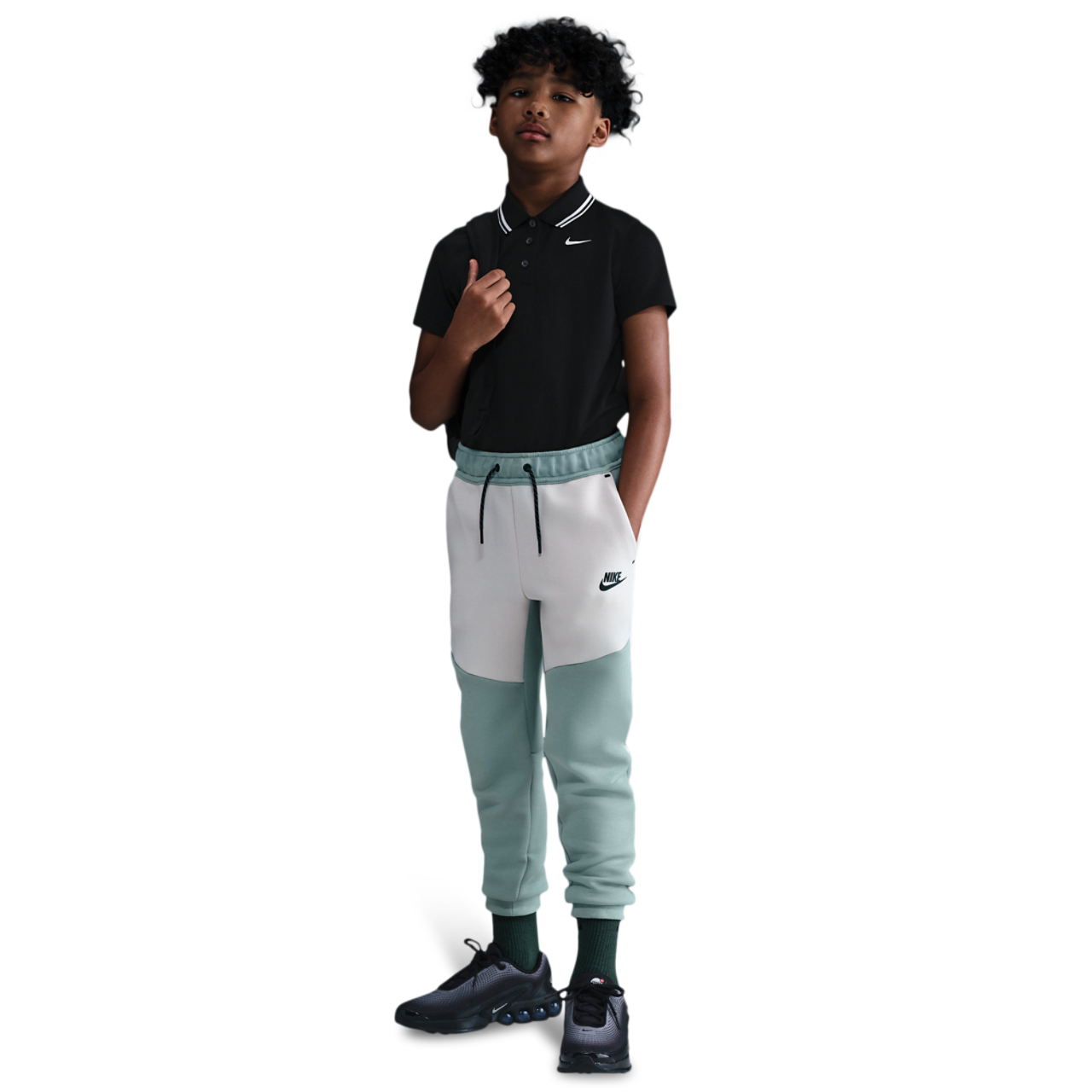 Nike Tech -väriblokki