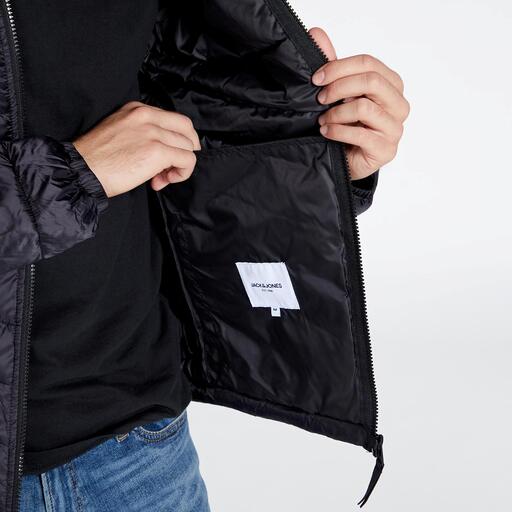 Βασικά είδη Jack & Jones