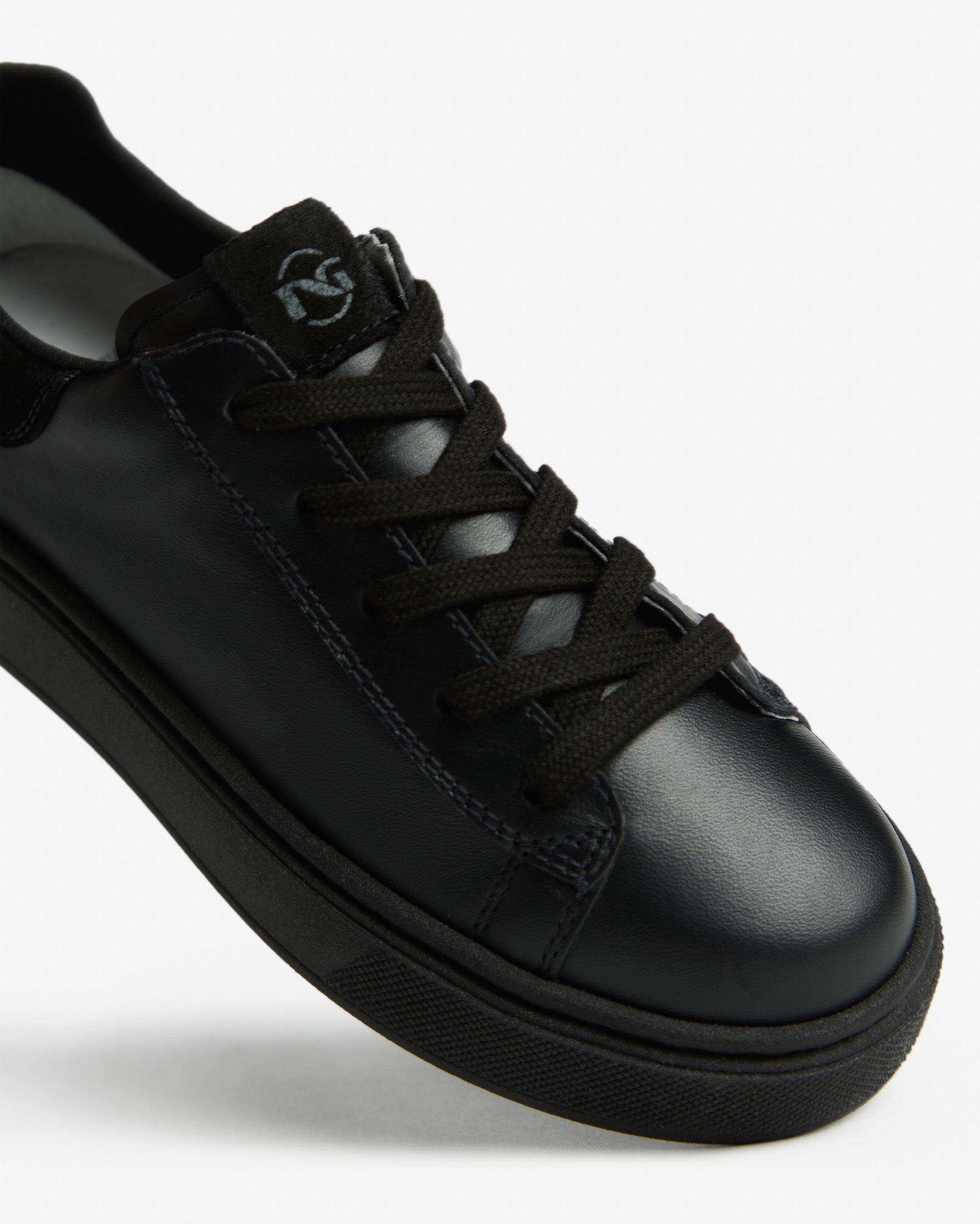  Sneaker aus Leder und Wildleder für Jungen im Teenageralter