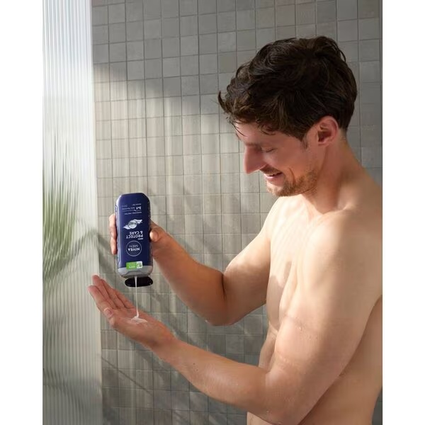 NIVEA Men Protect & Care 3-u-1 gel za tuširanje<br>250ml - Normalna koža