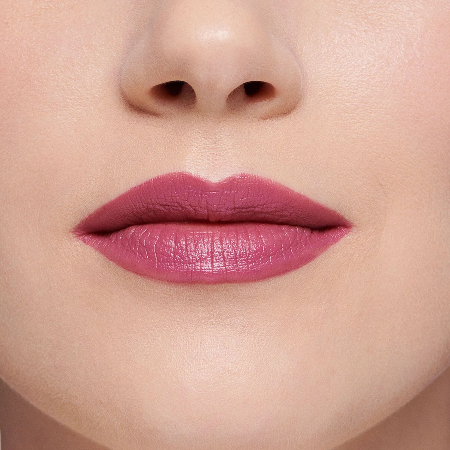 Rossetto Rouge Essentiel Silky Crème Lipstick - Rossetto