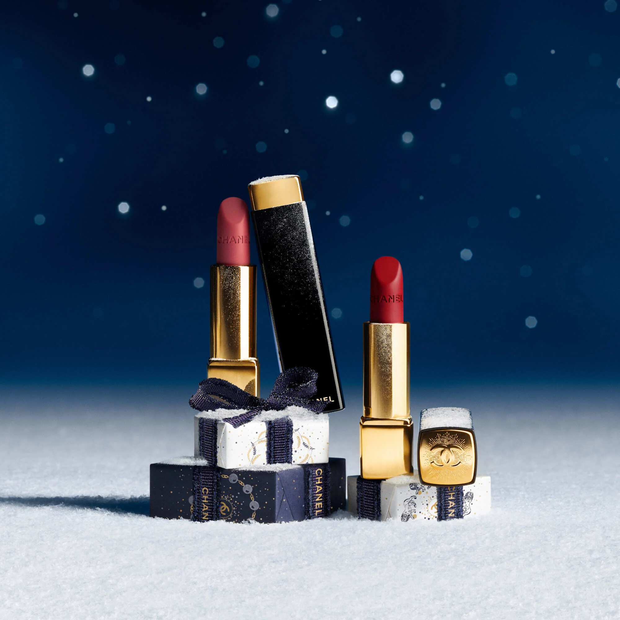 ROUGE ALLURE VELVET - IL ROSSETTO VELLUTATO LUMINOSO