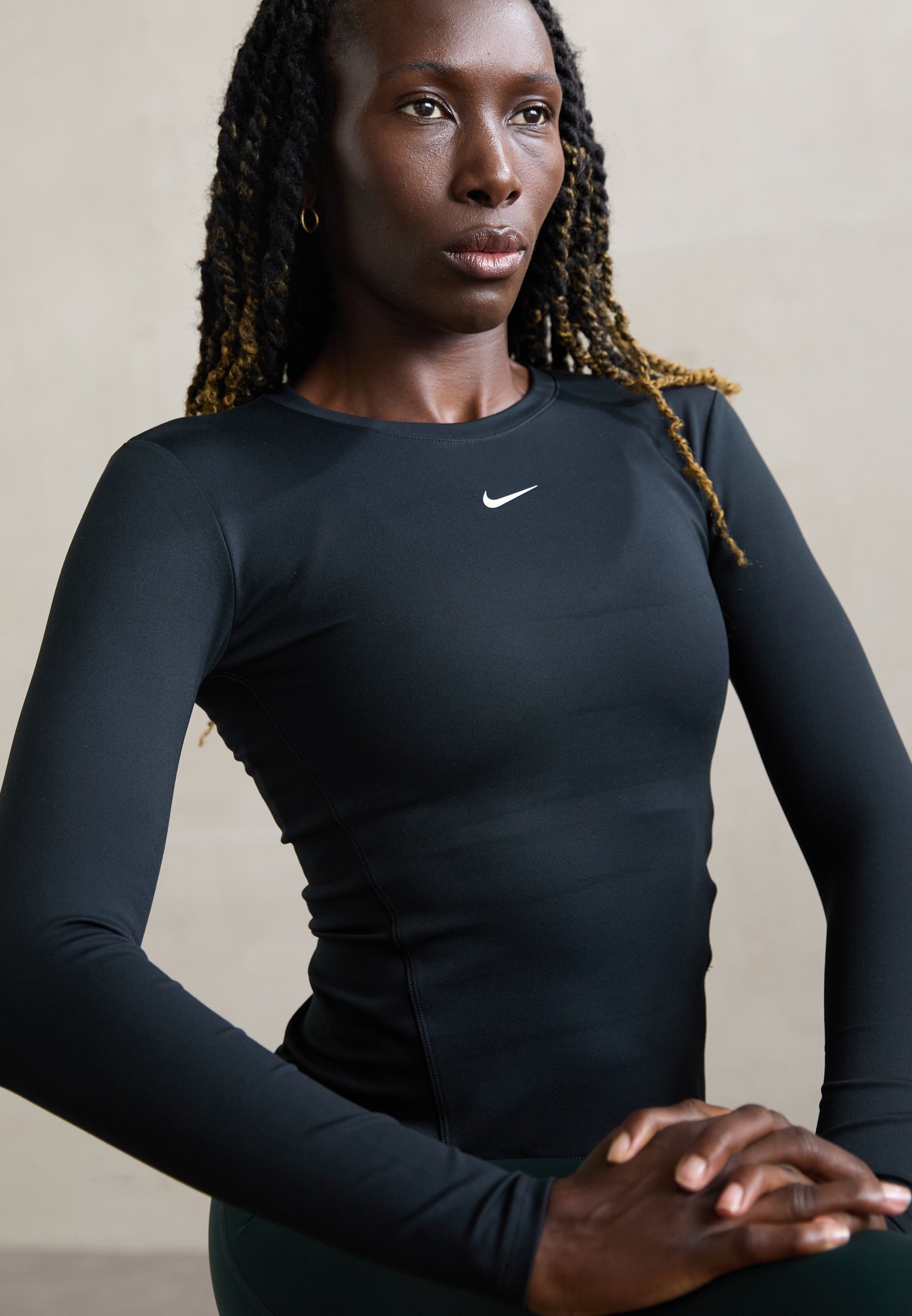 Nike Performance ONE TOP – Langarmshirt – Schwarz/Weiß