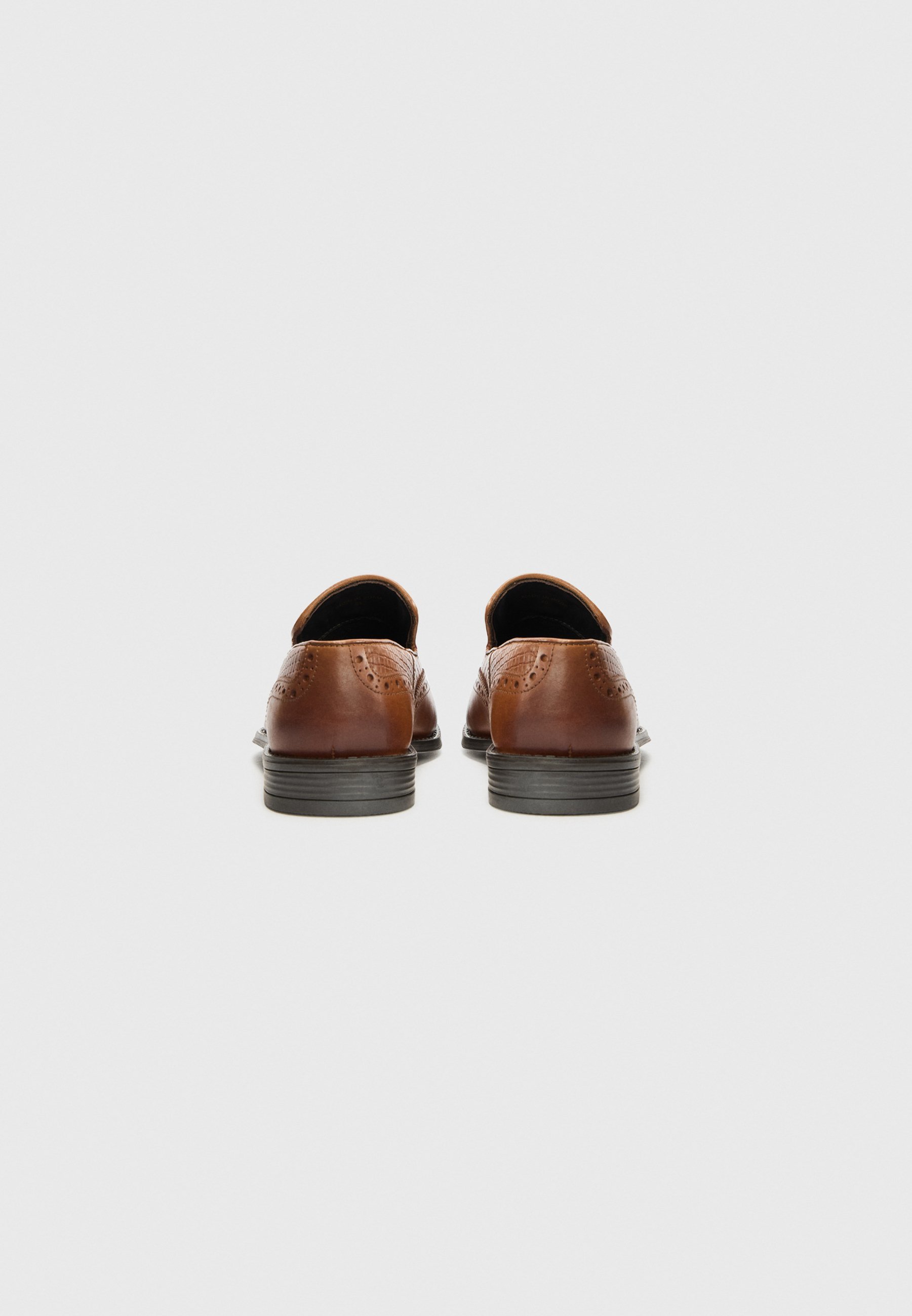 Pier One Slip-ons - cognac